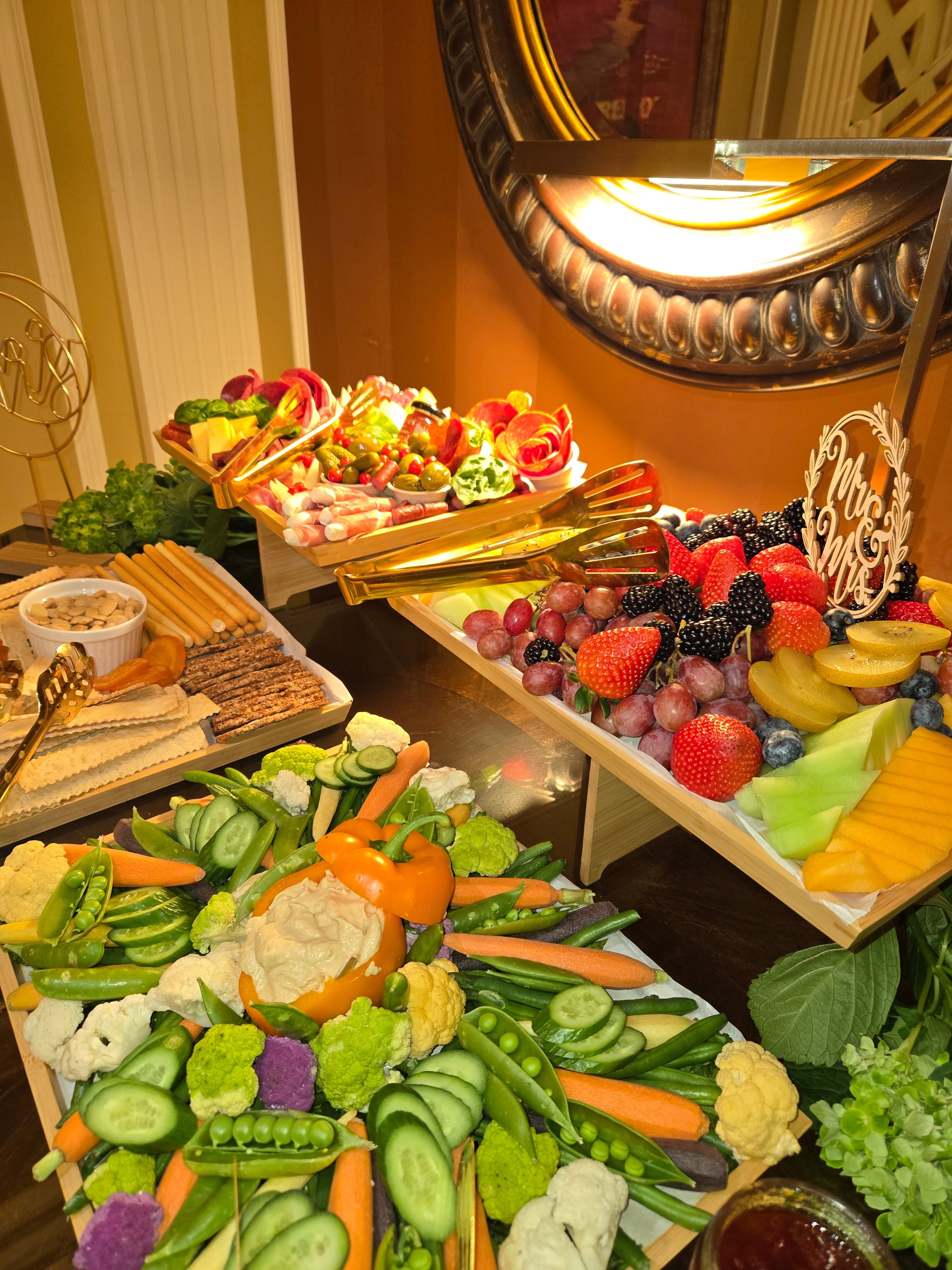 How to Create the Perfect Wedding Grazing Table in Las Vegas