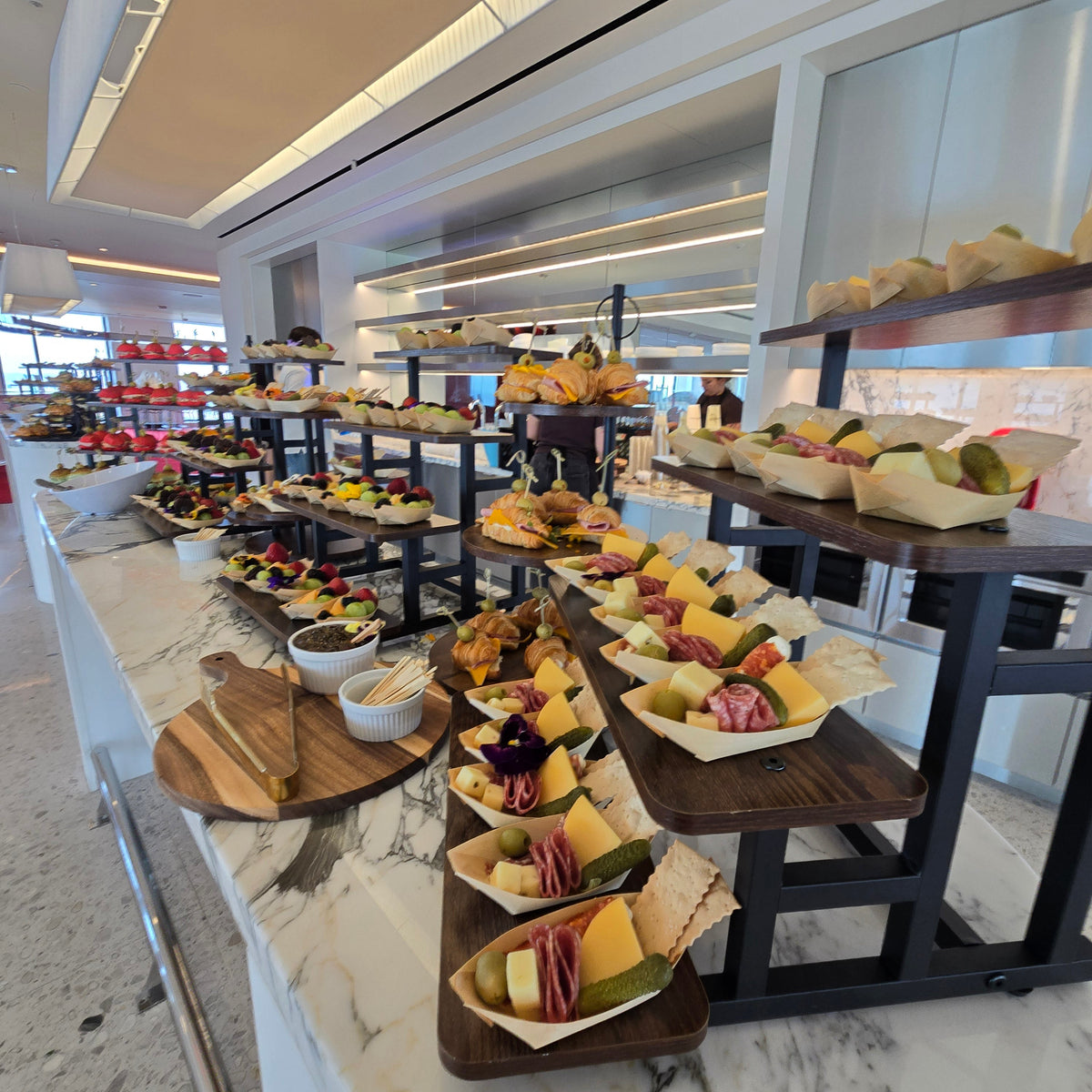 How to Create a Relaxed Food Experience for Your Las Vegas Guests