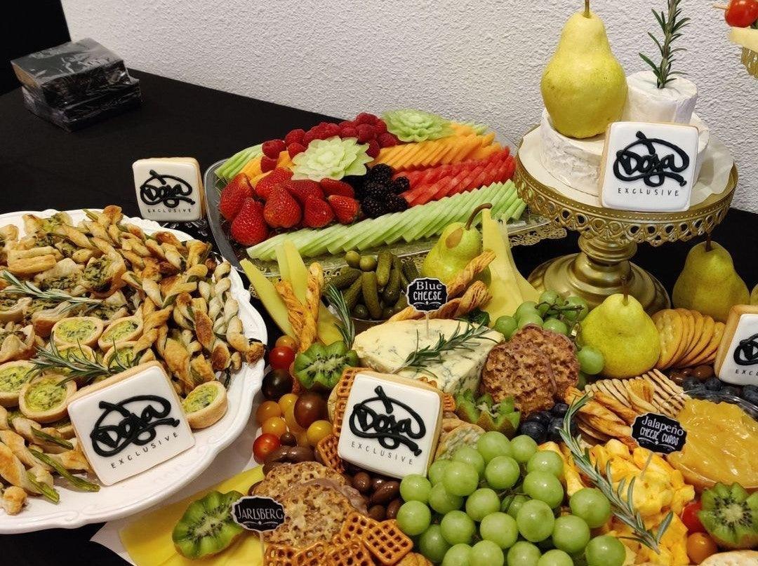 Luxury Grazing Tables (Good for 20+ guests with no upper limit)