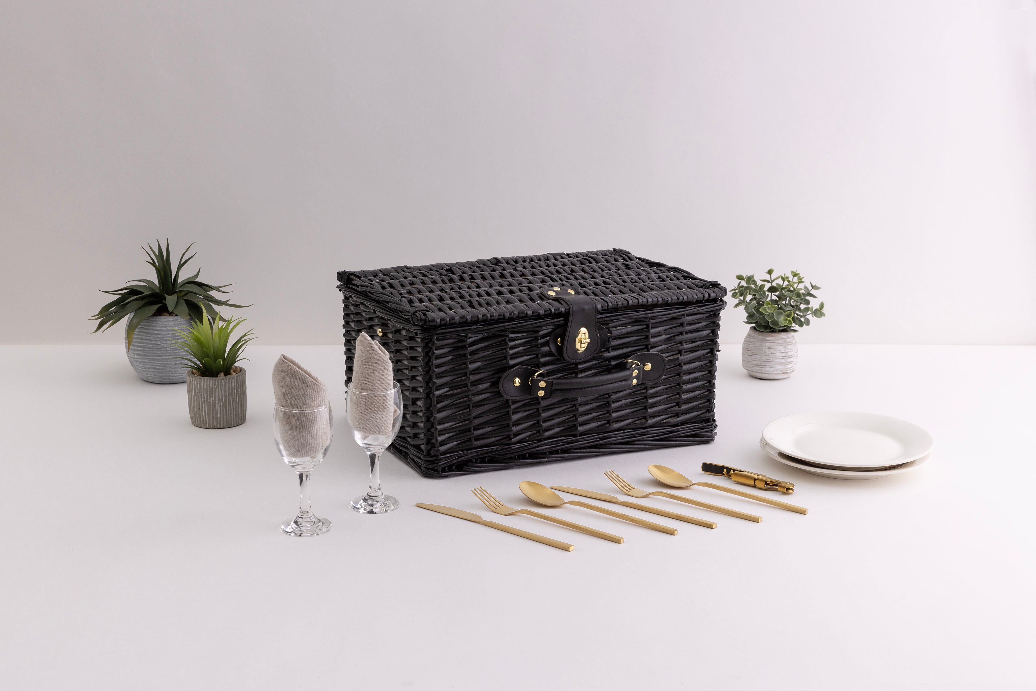 Picnic Basket Set for 2, Black Willow with Beige Accents