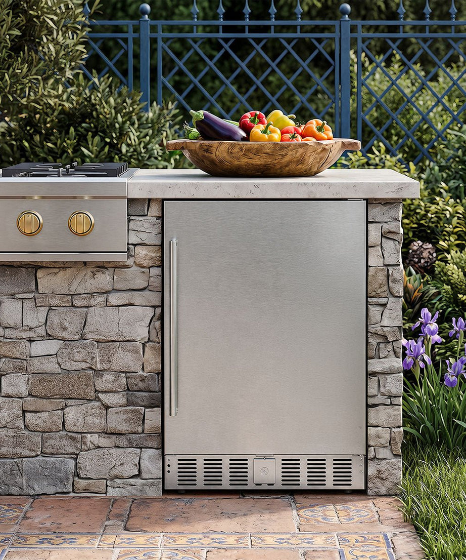 24 Inch Indoor/Outdoor Beverage Refrigerator 58145RKR0