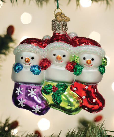 Snow Family Of 3 Ornament