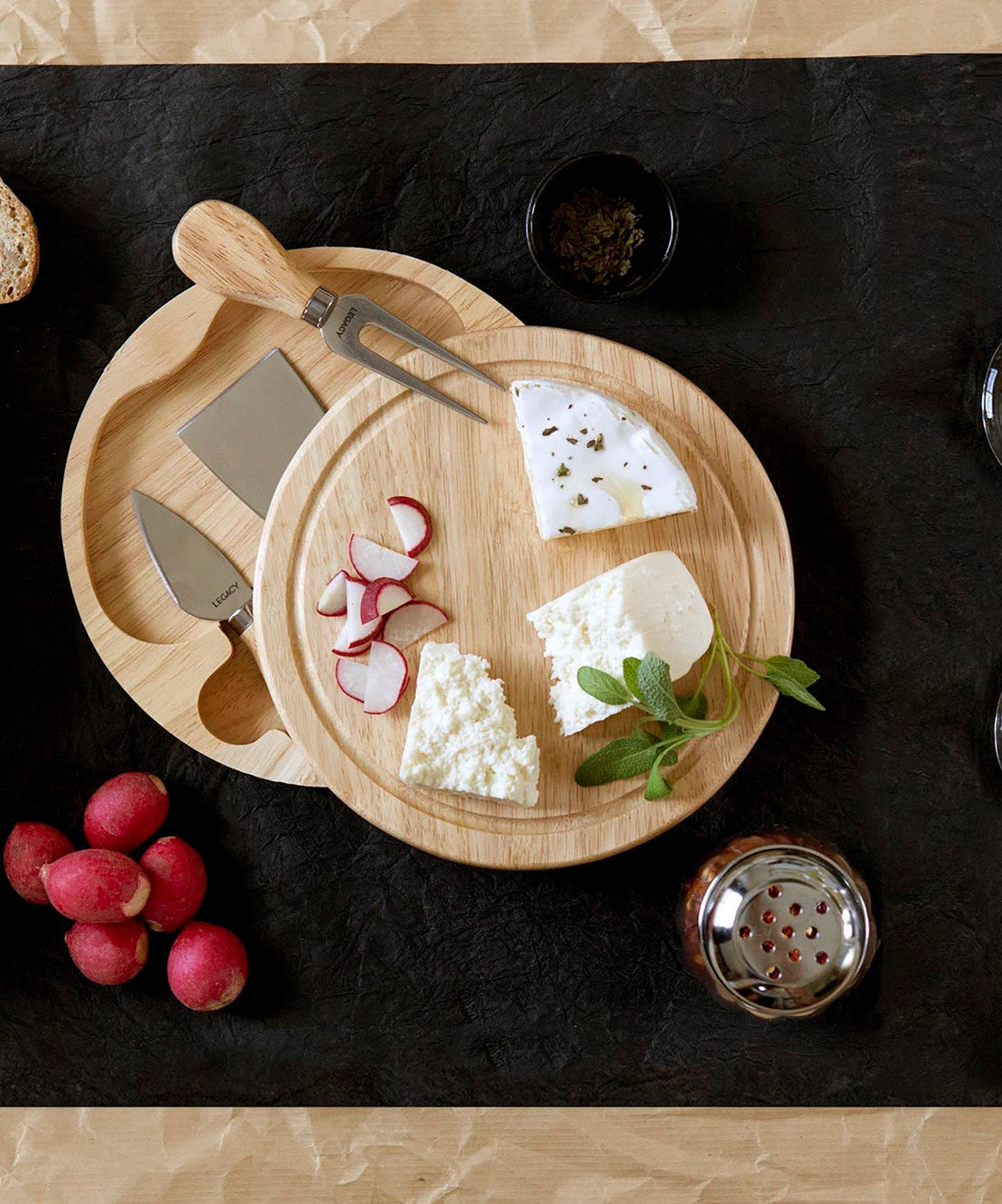 Brie Cheese Cutting Board & Tools Set