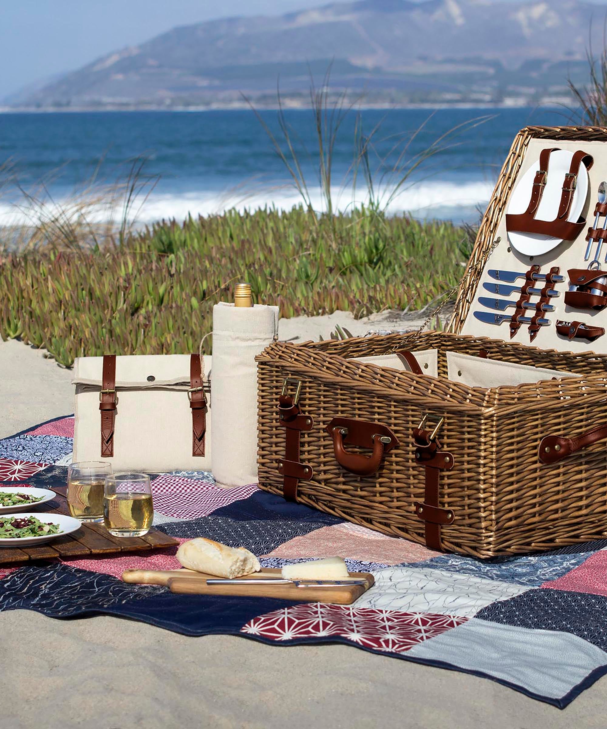 Charleston Picnic Basket