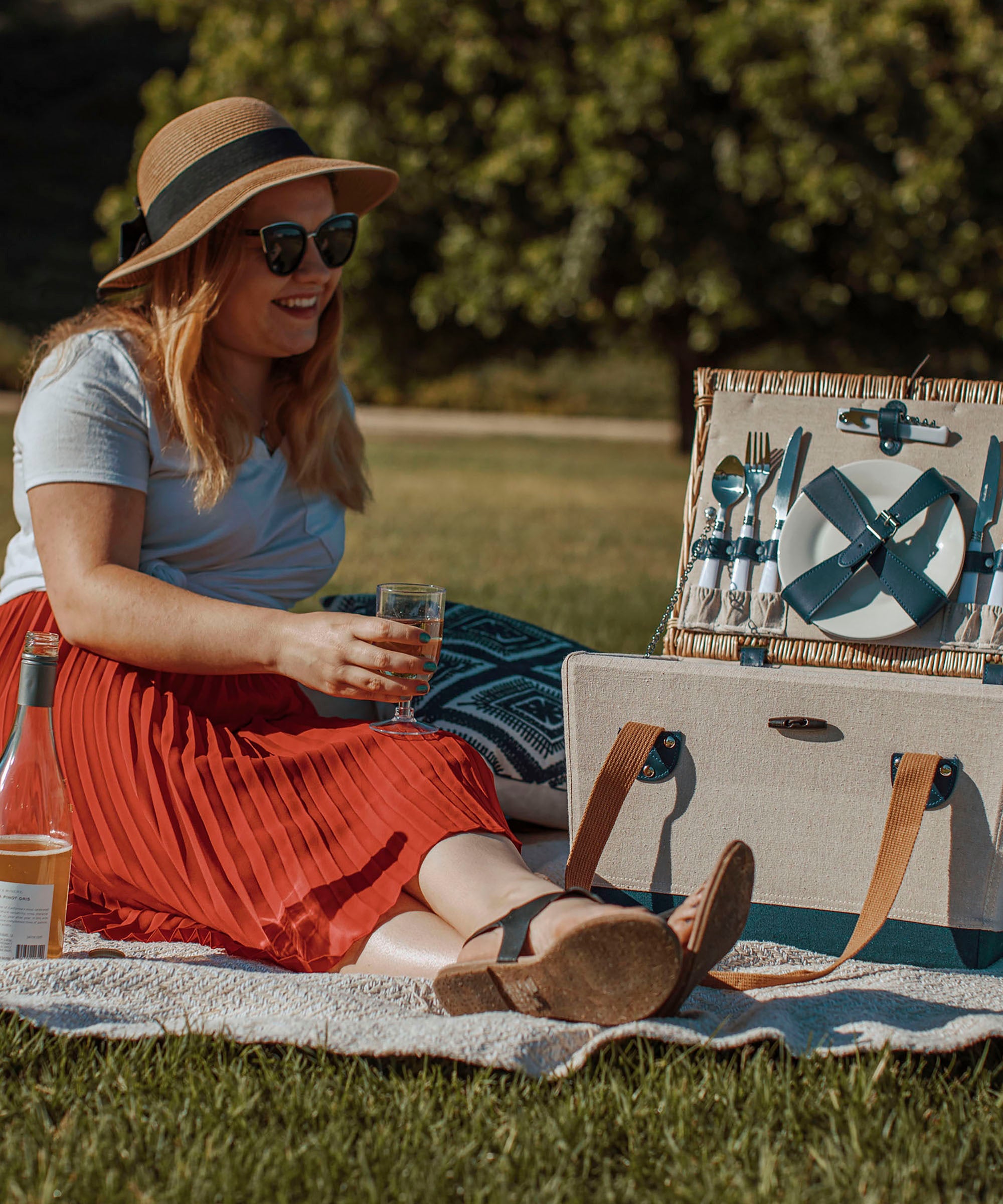 Boardwalk Picnic Basket for 2