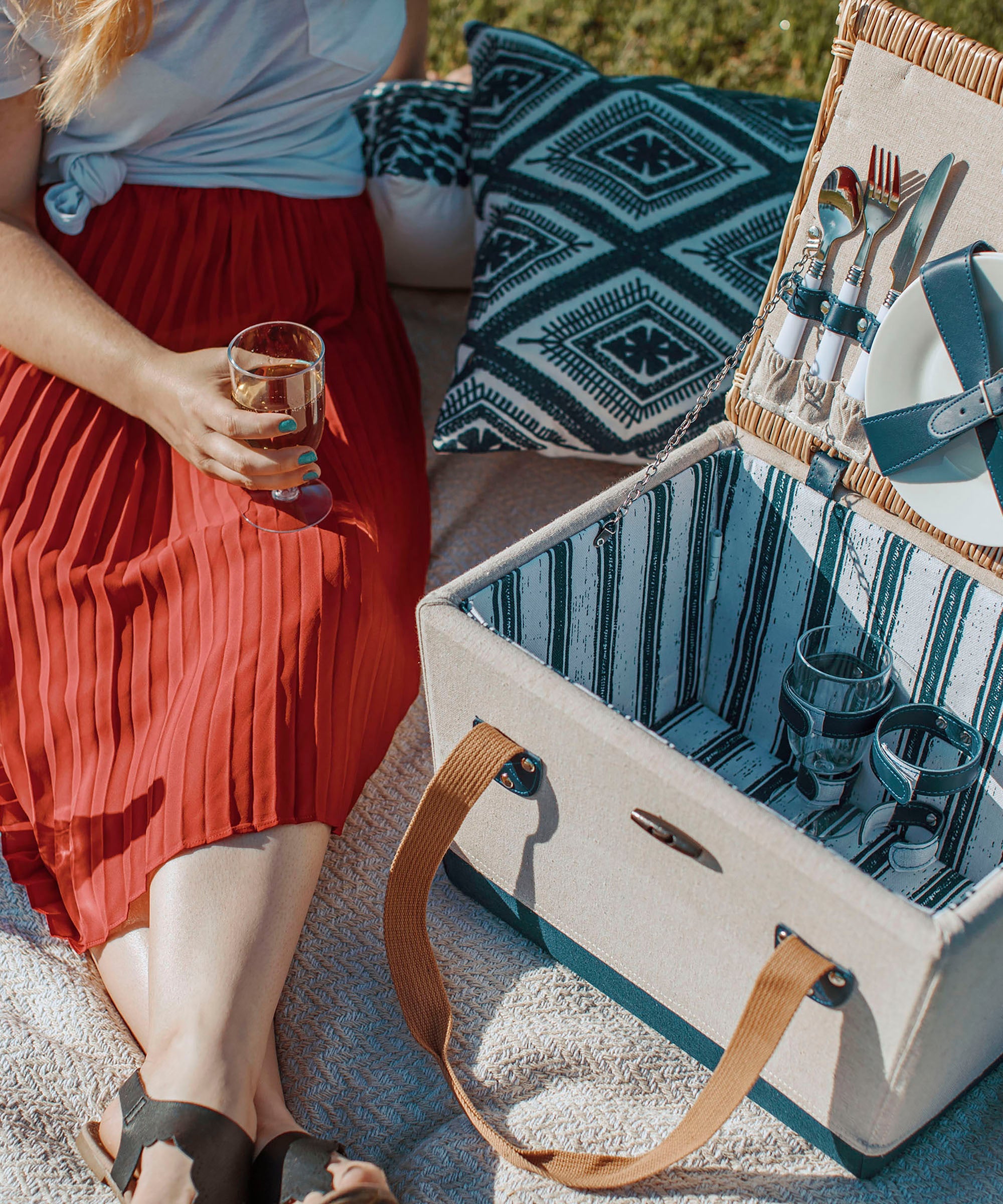 Boardwalk Picnic Basket for 2