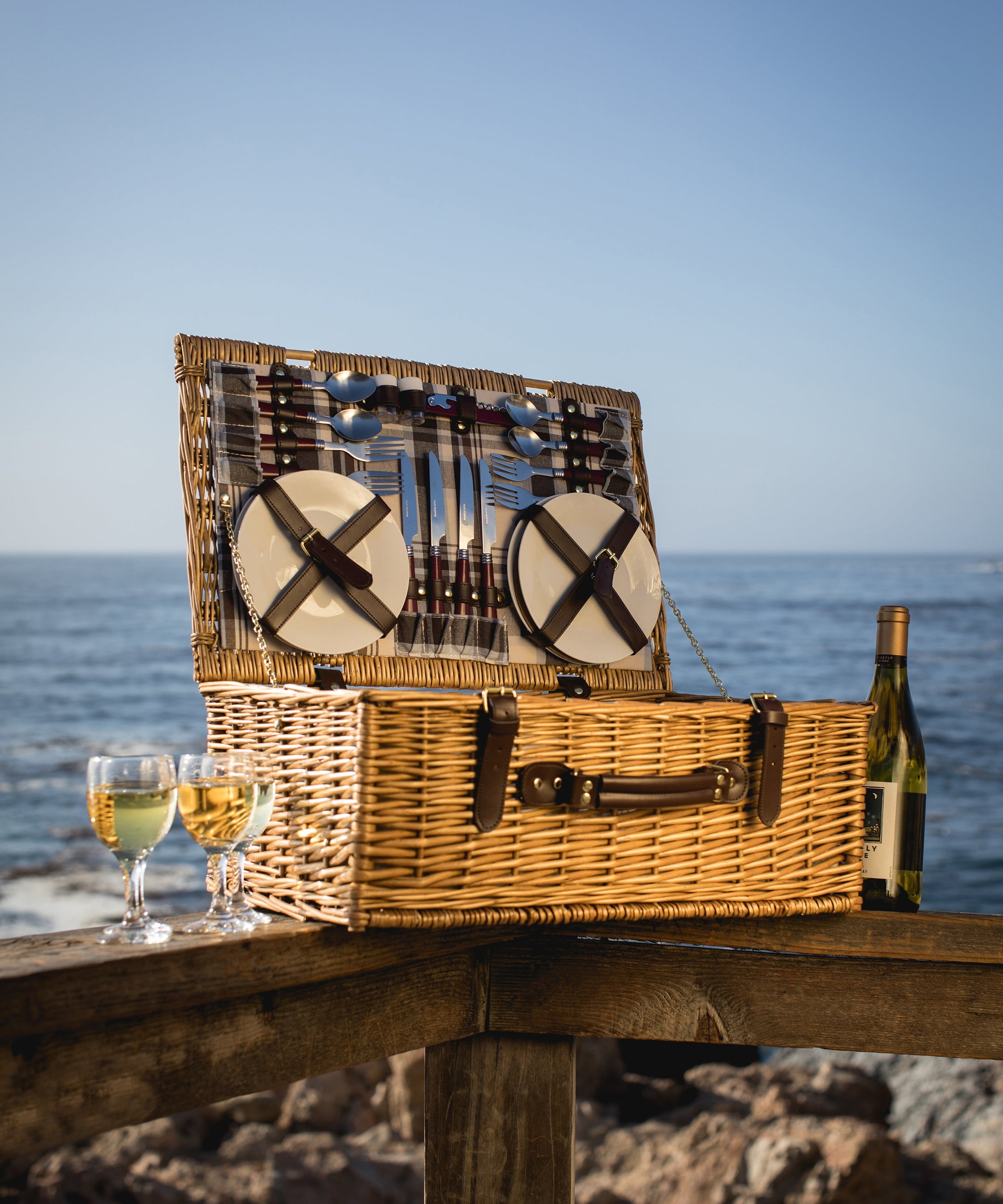 Newbury Picnic Basket