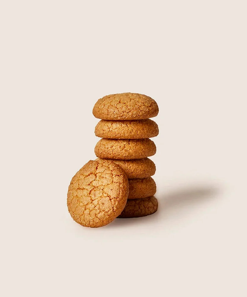 Almond Macaroon Tin
