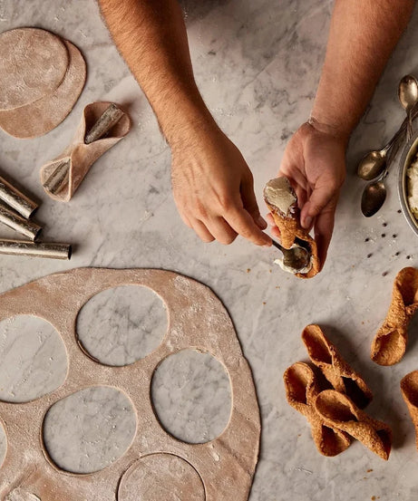 Cannoli Crisps & Cream Kit