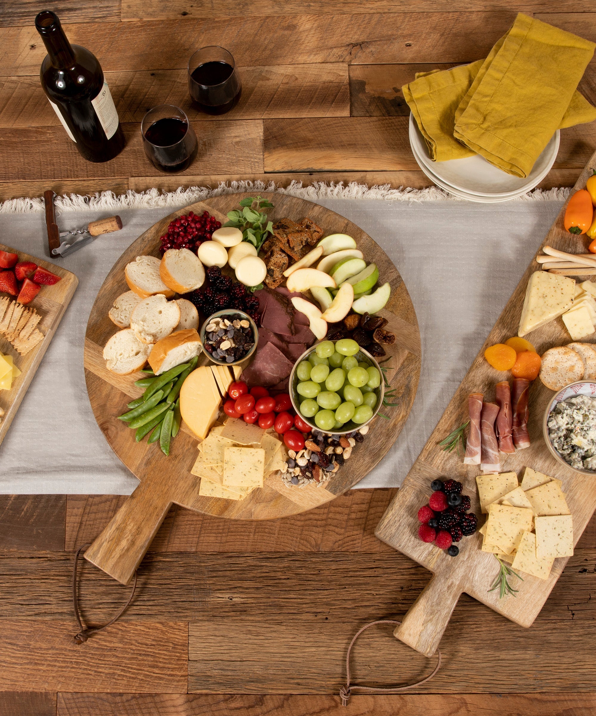 Ravi Round Charcuterie Board