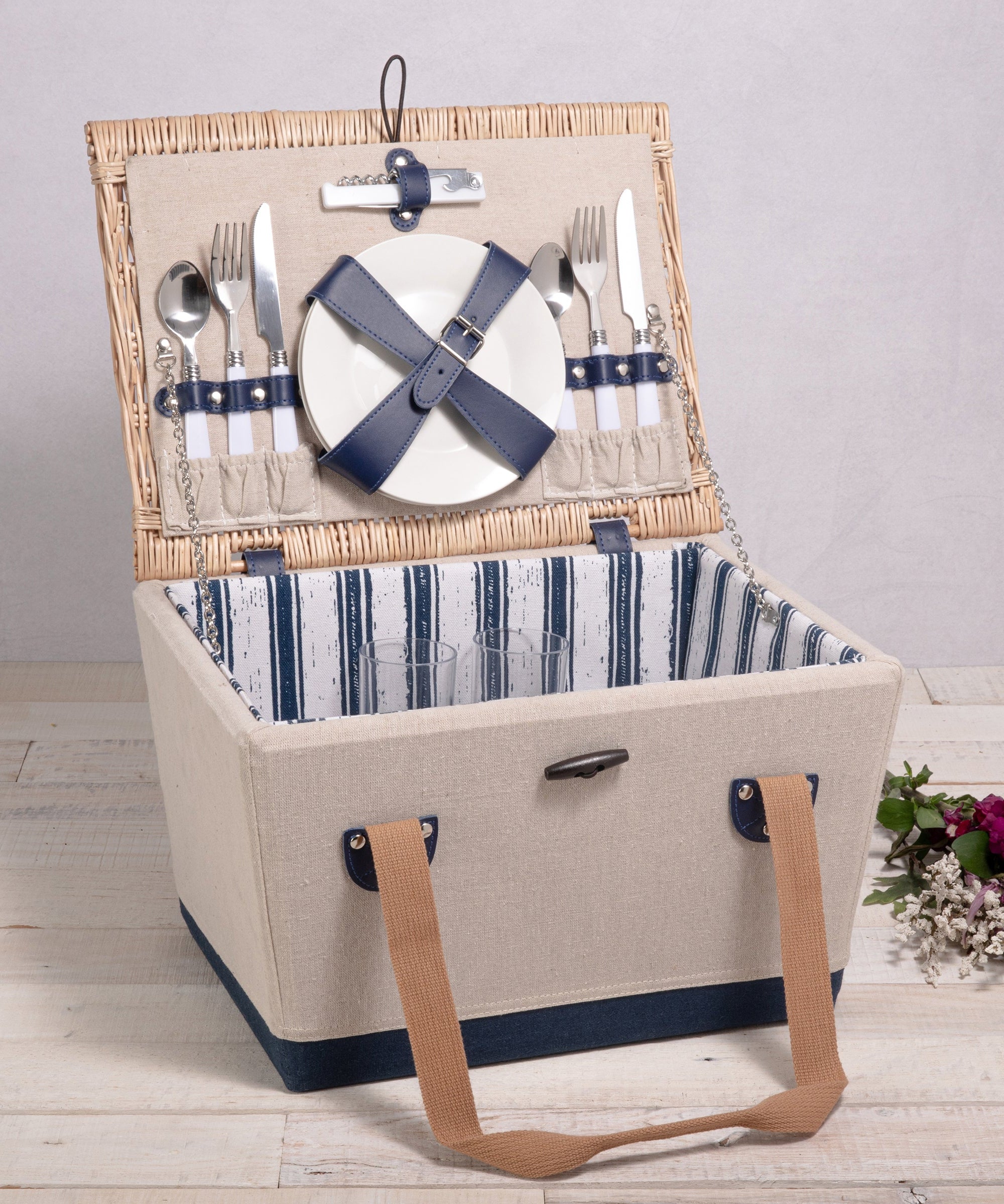 Boardwalk Picnic Basket for 2