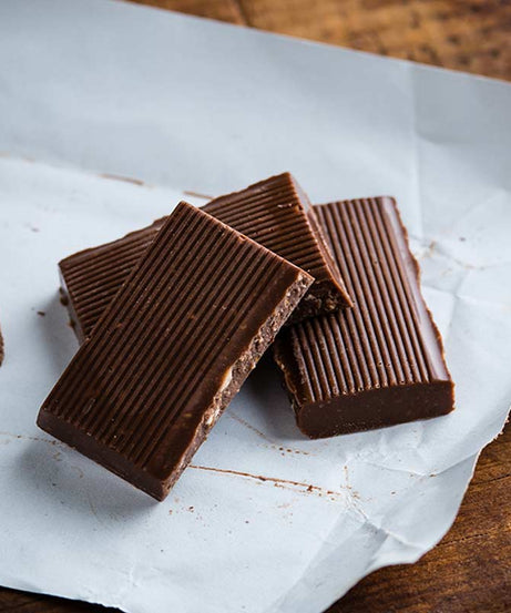Dark Chocolate Toffee & Cashew Bar