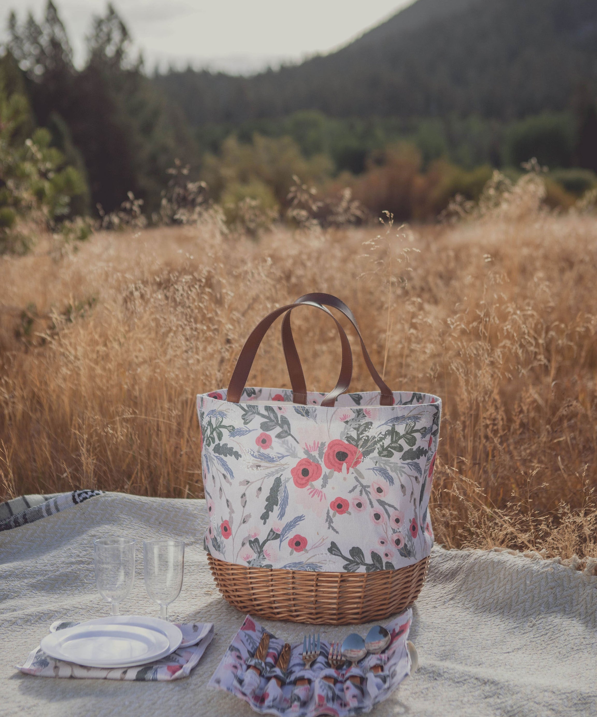 Promenade Picnic Basket