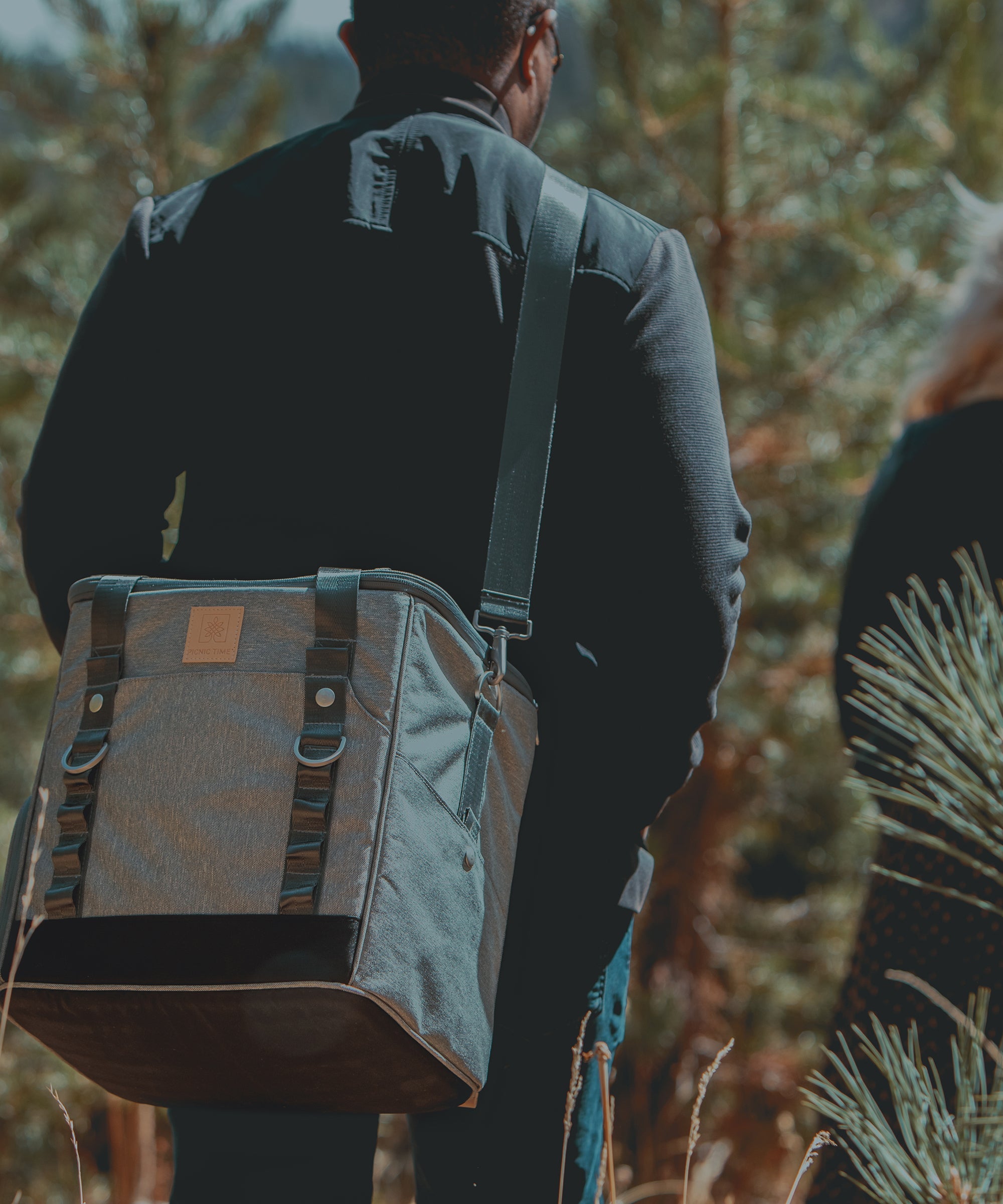 PT-Frontier Picnic Utility Cooler