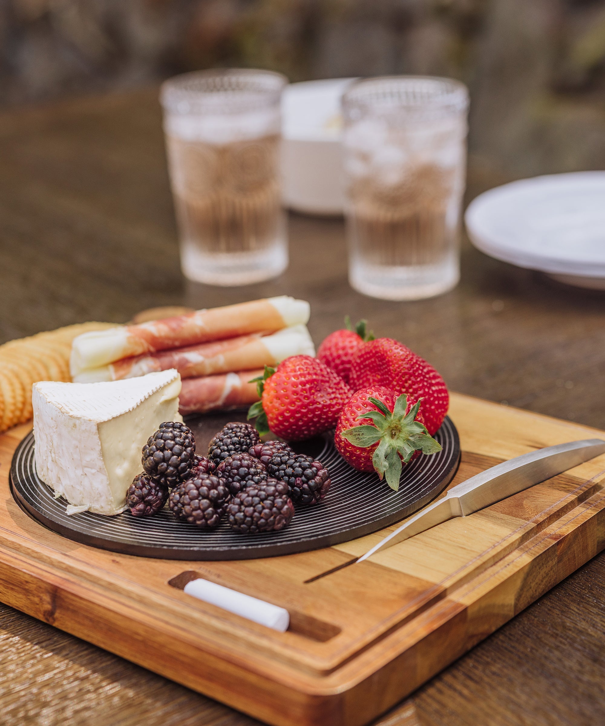 Turntable Acacia and Slate Cheese Board with Knife