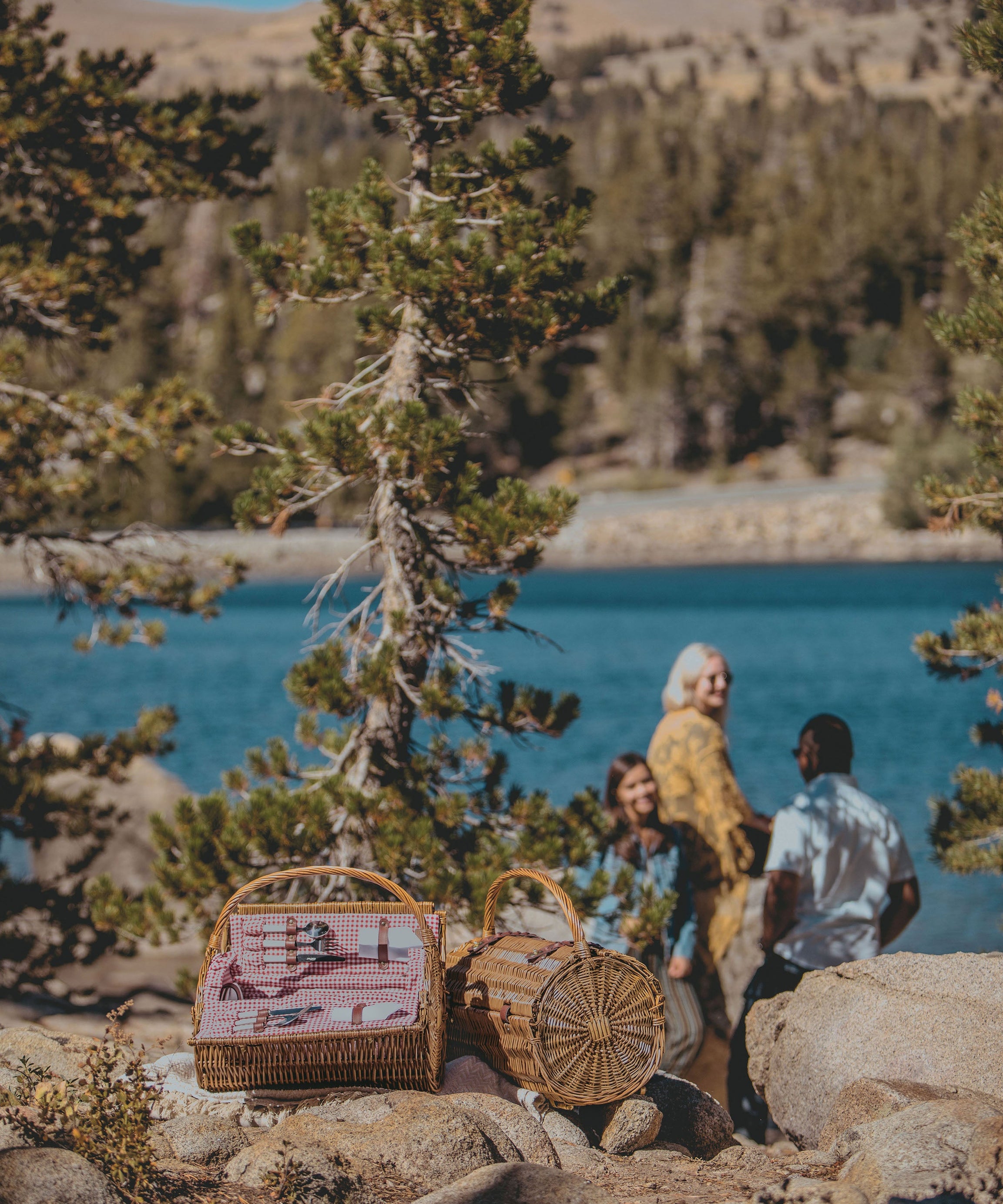 Barrel Picnic Basket