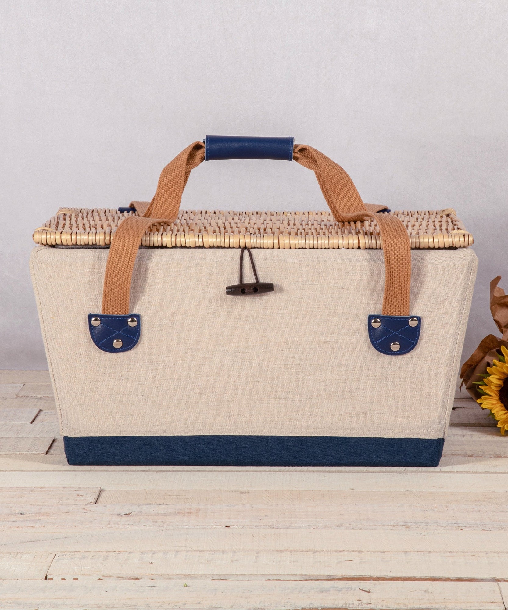Boardwalk Picnic Basket for 4