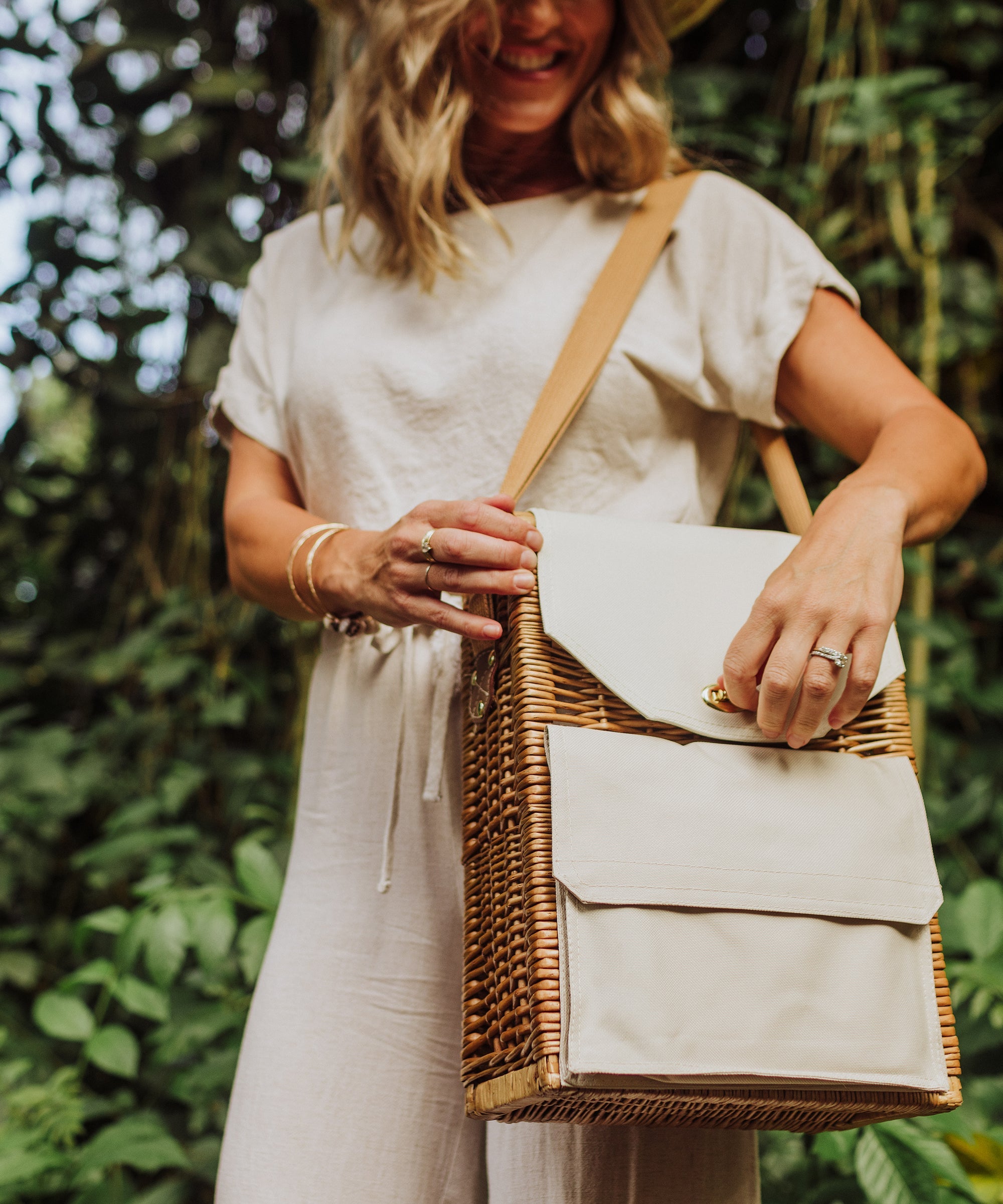 Corsica Wine & Cheese Picnic Basket