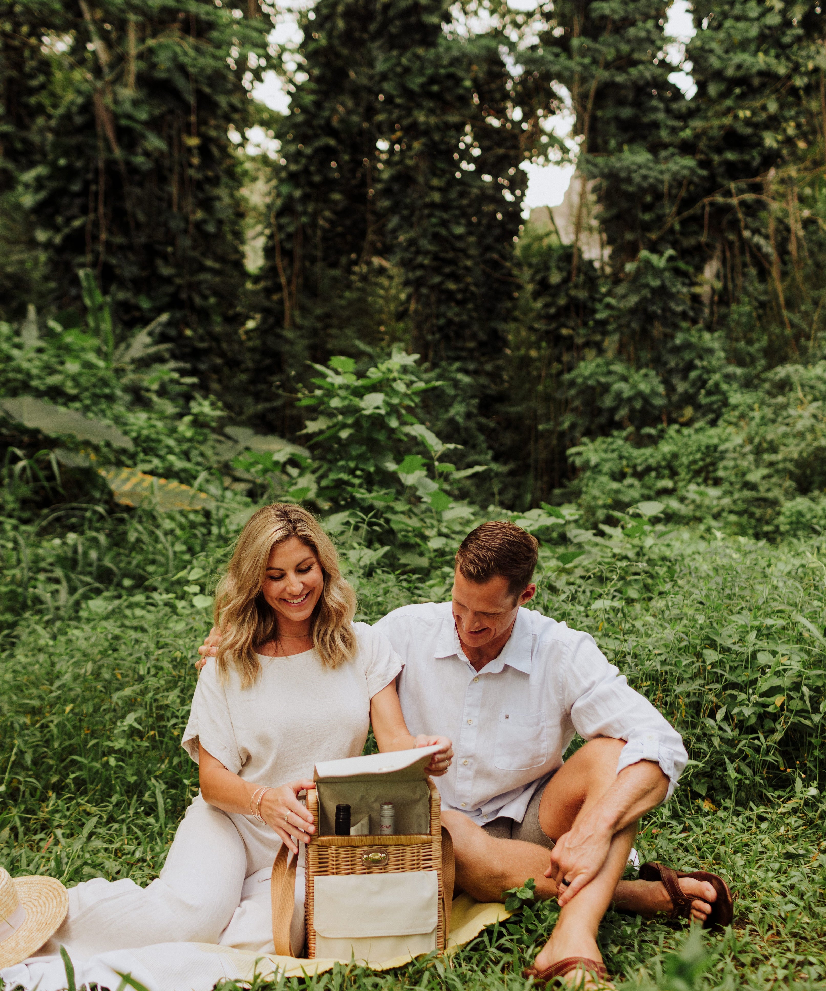 Corsica Wine & Cheese Picnic Basket