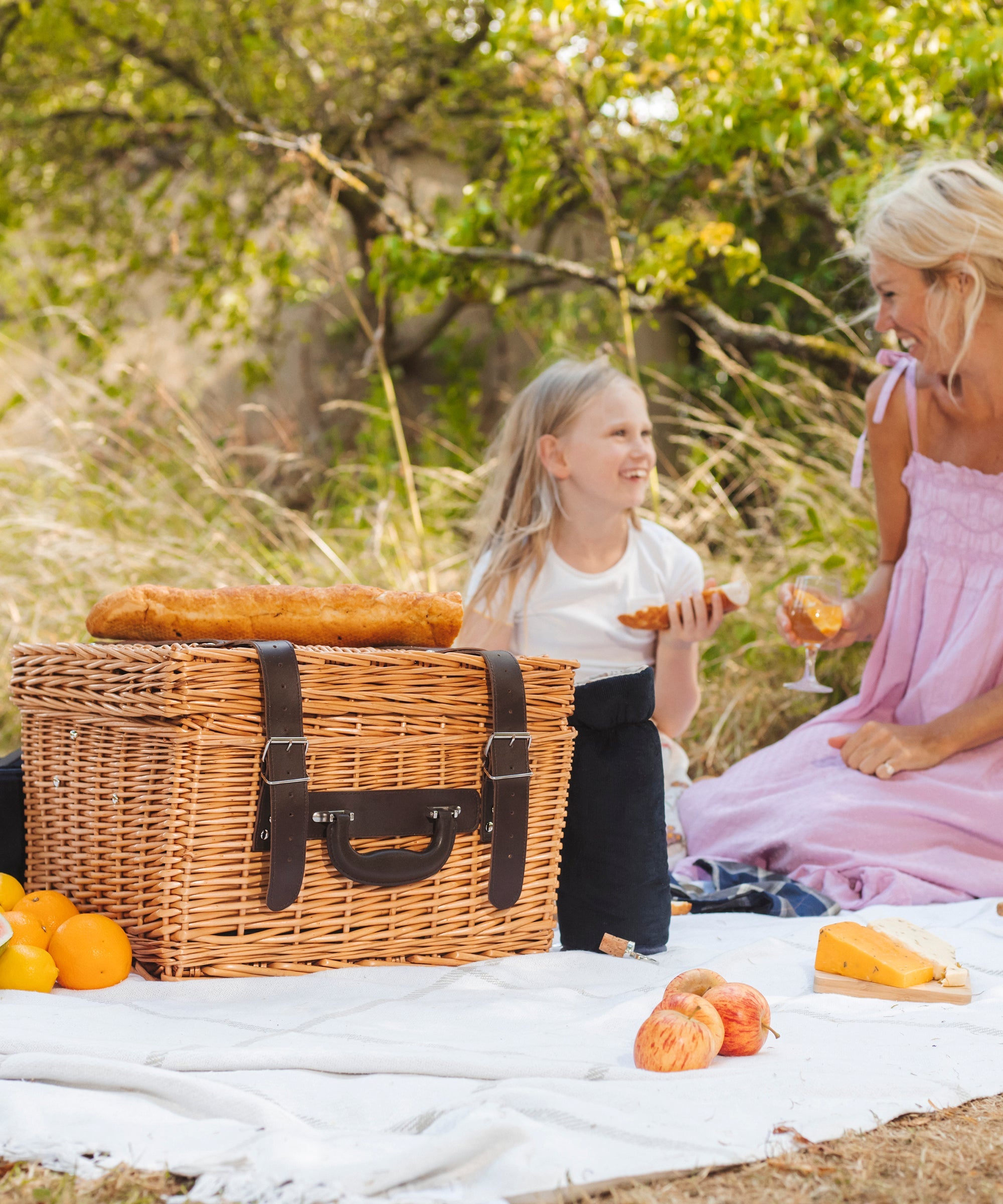 Canterbury Picnic Basket