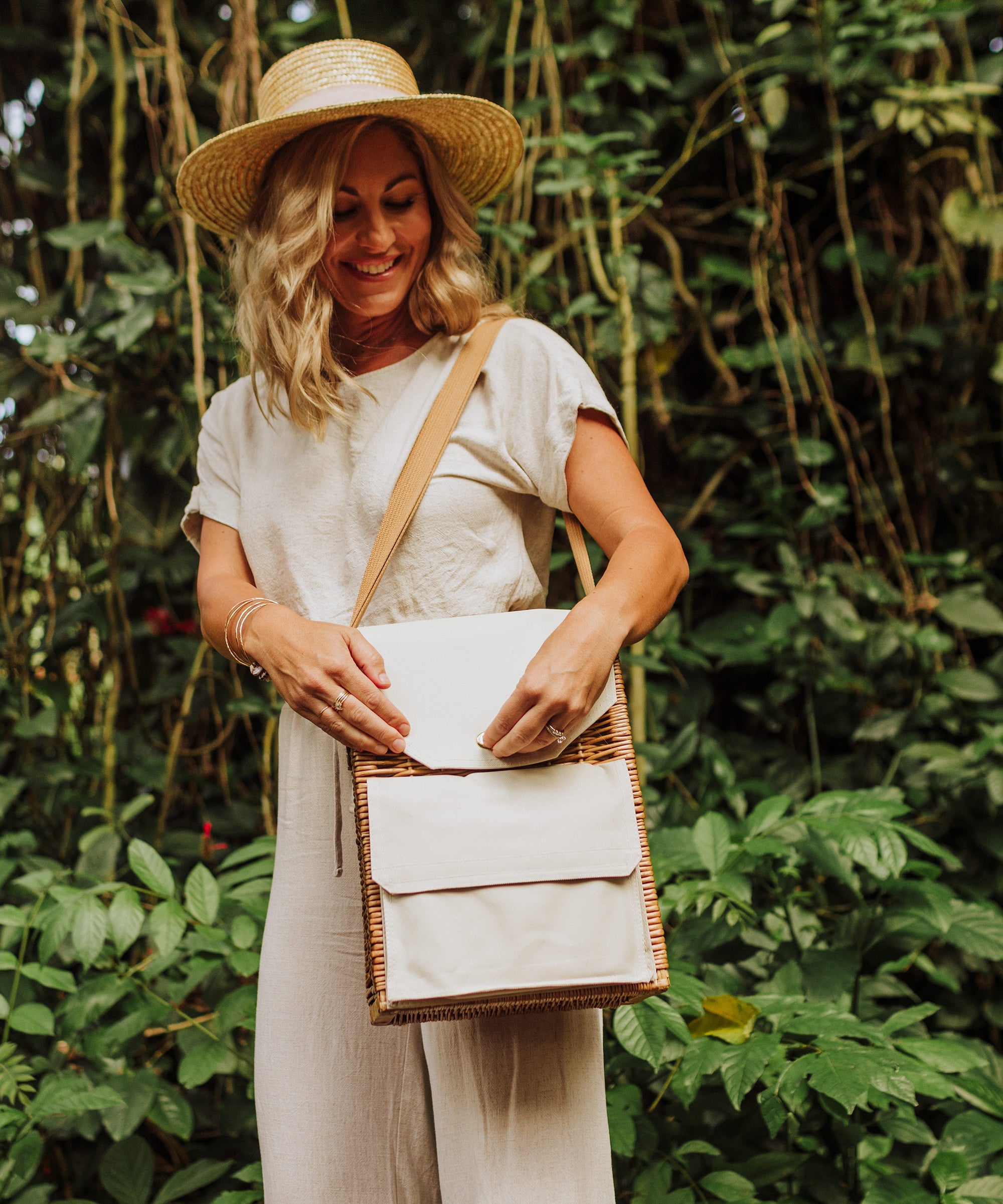 Corsica Wine & Cheese Picnic Basket