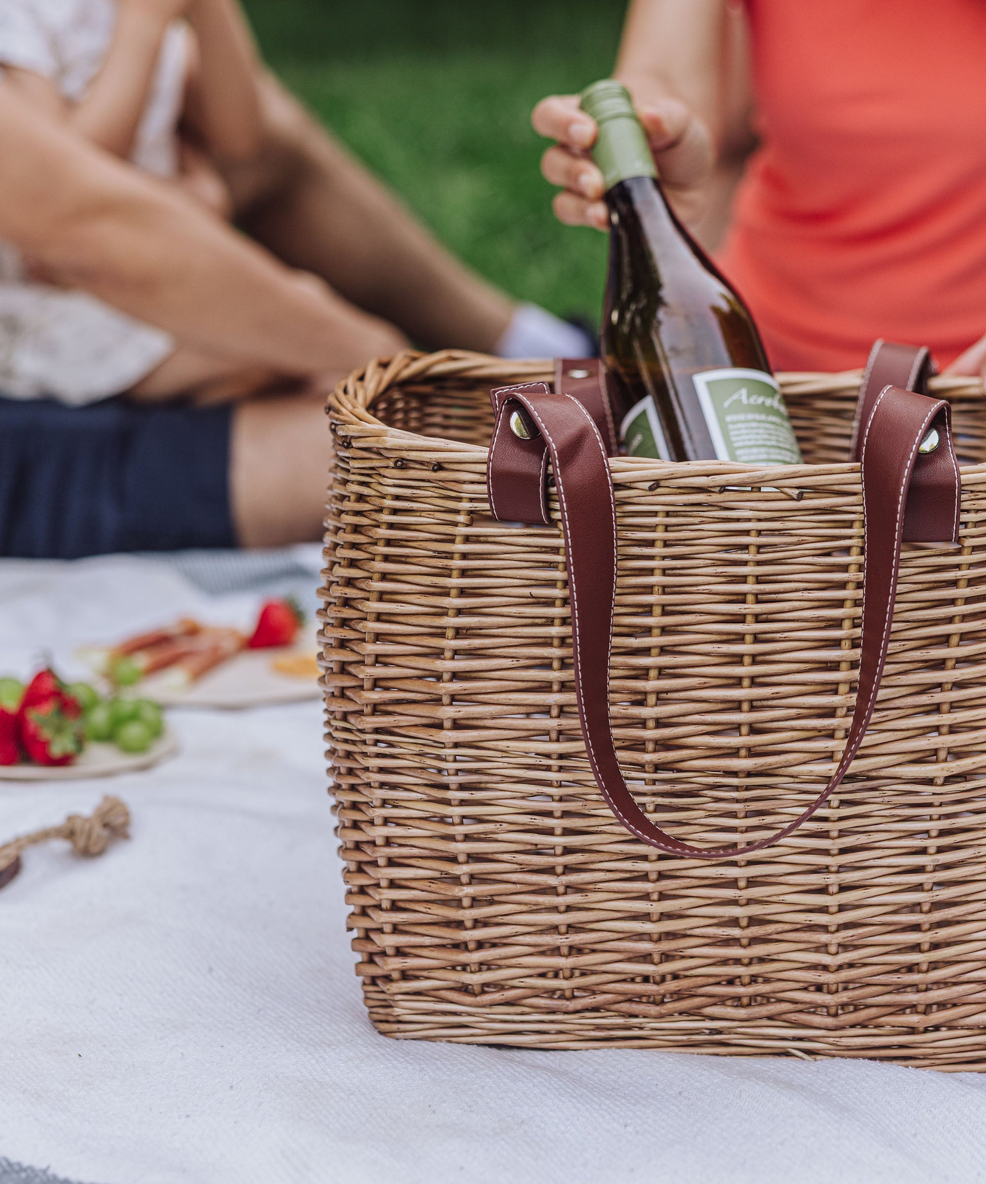 Terrabella Earth Friendly Handwoven Picnic Basket Set for 2