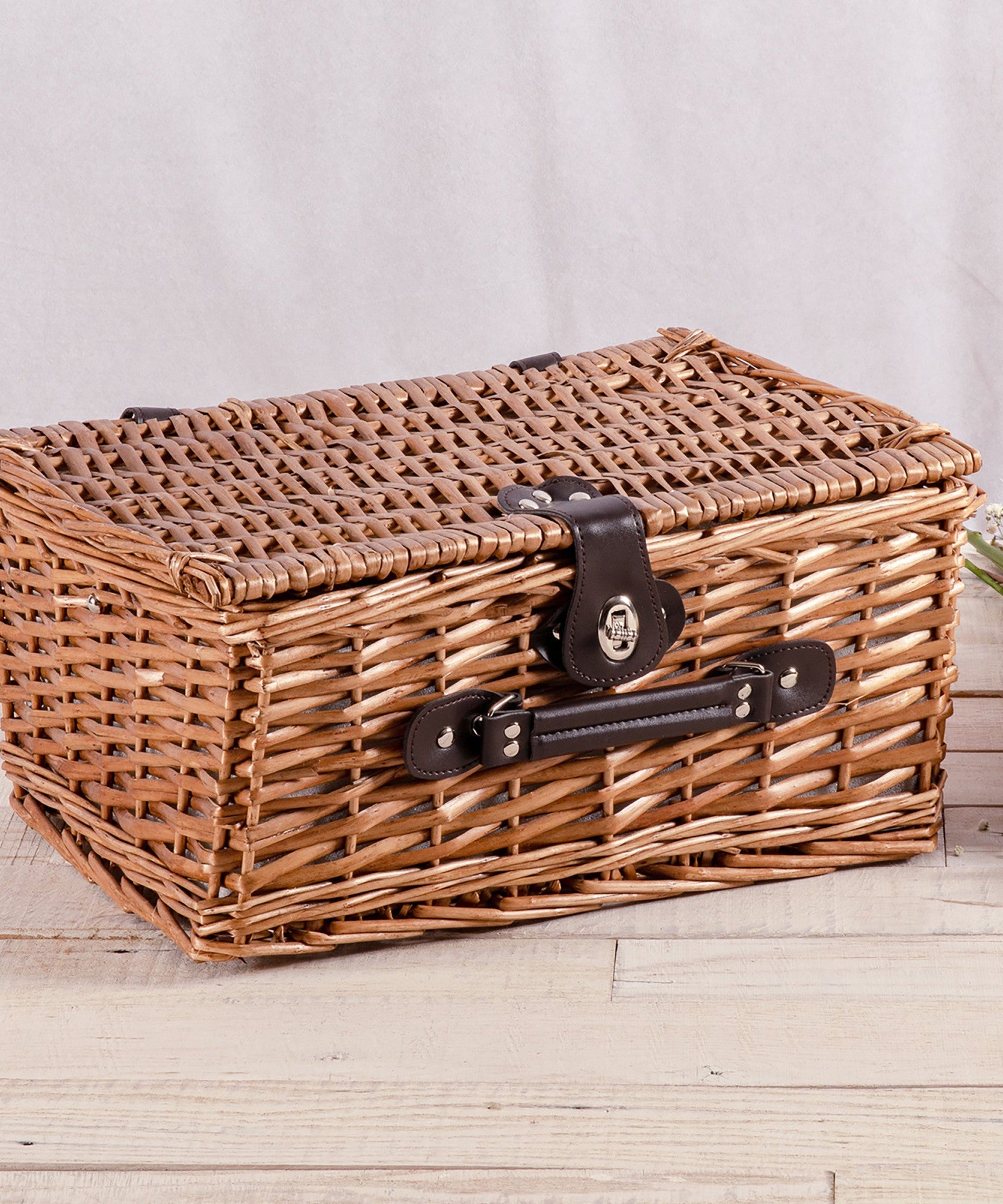 Classic Picnic Basket