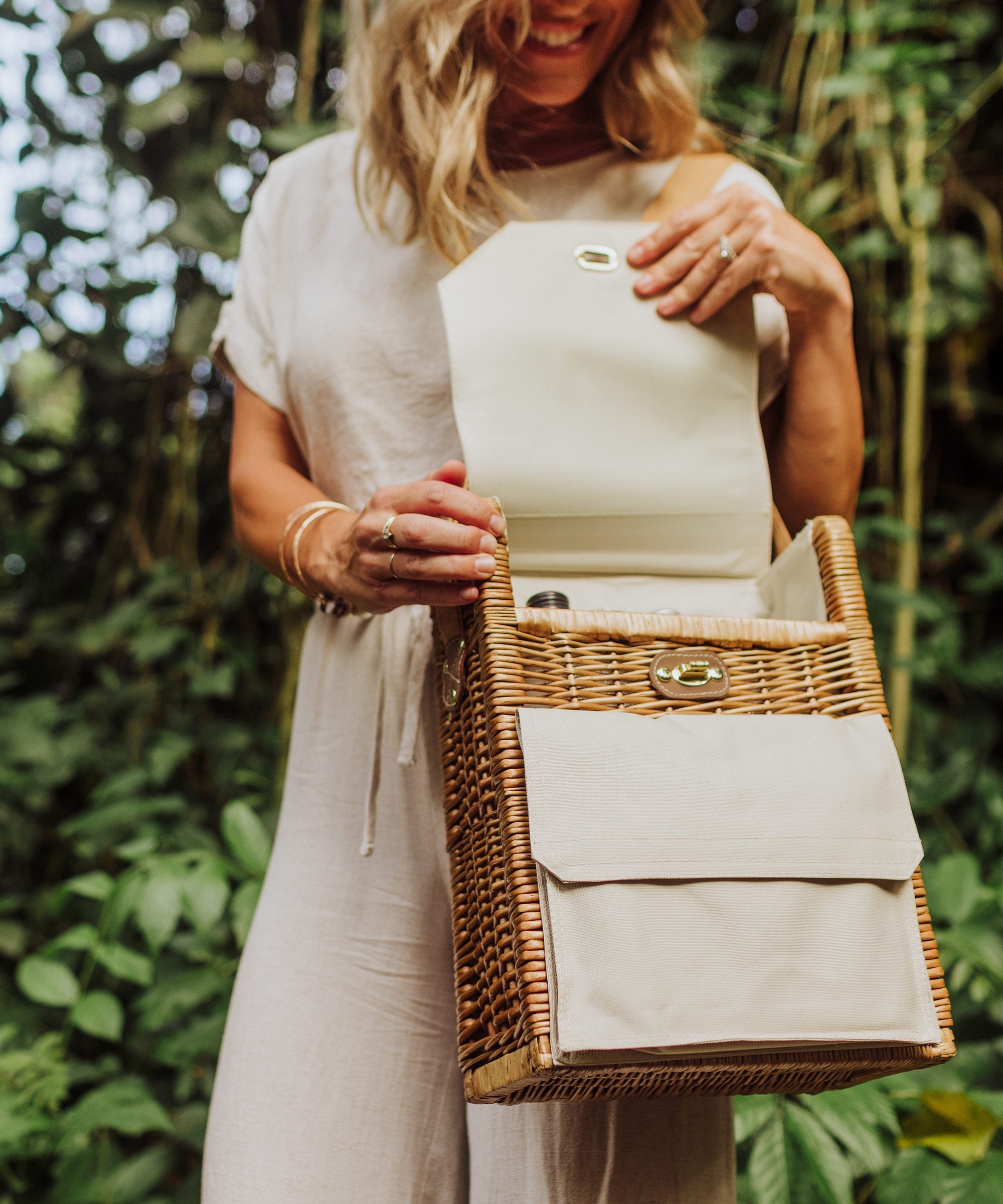 Corsica Wine & Cheese Picnic Basket