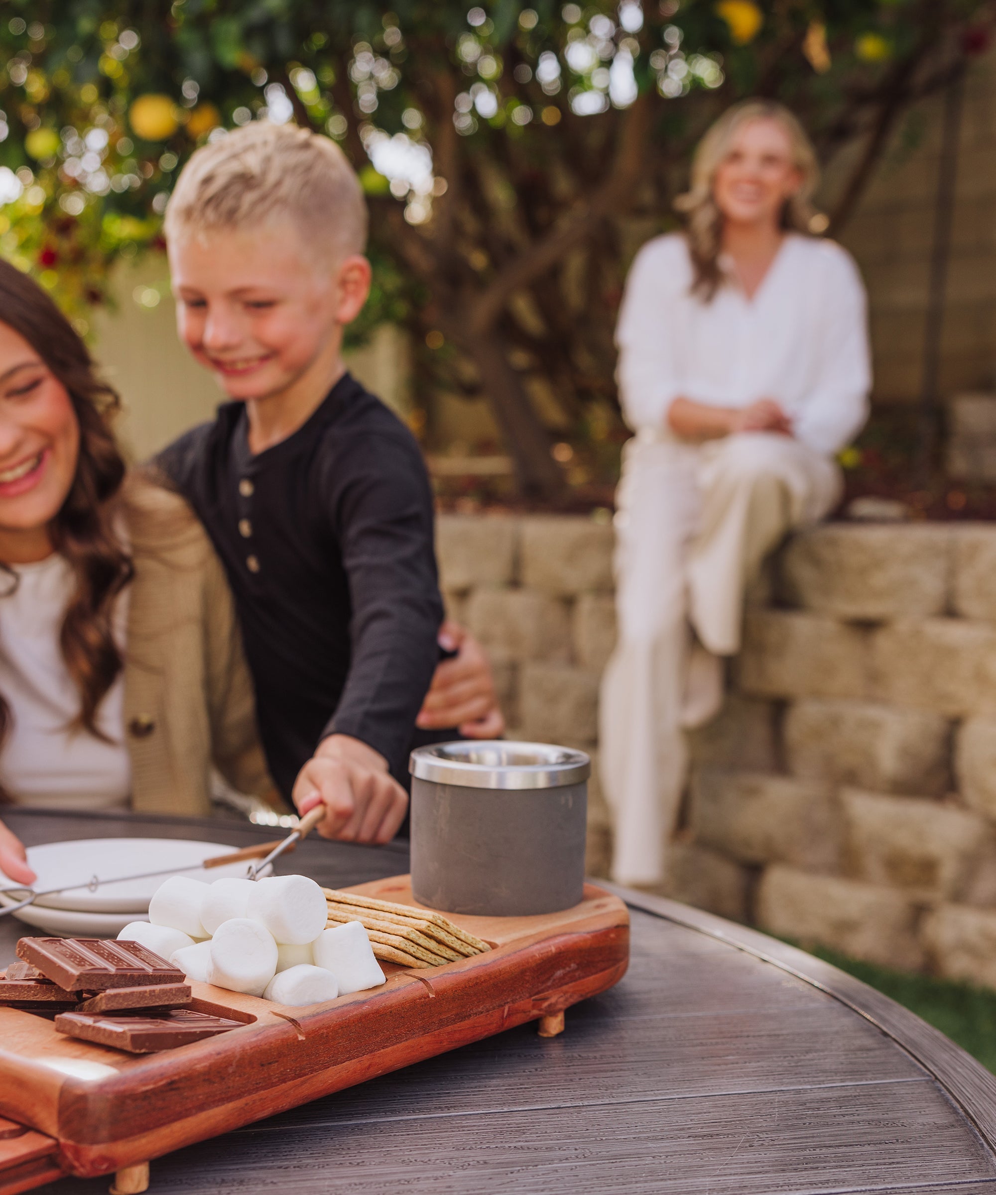 Dolce S'mores Kit with Tabletop Fire Pit