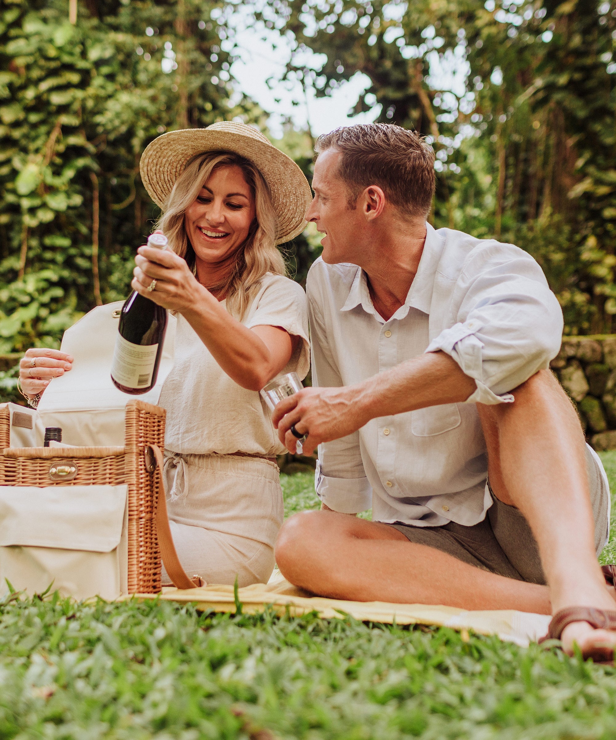 Corsica Wine & Cheese Picnic Basket