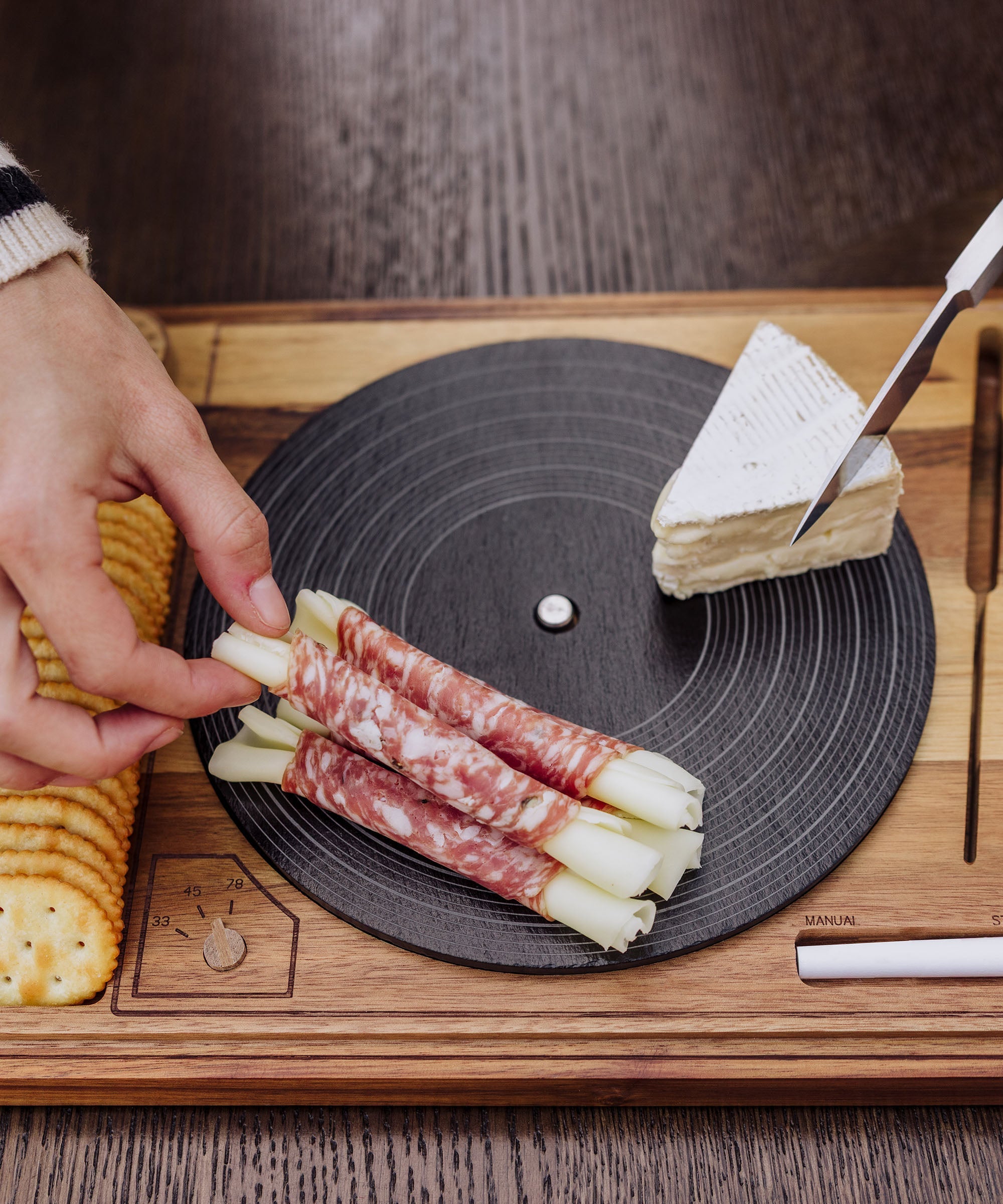 Turntable Acacia and Slate Cheese Board with Knife
