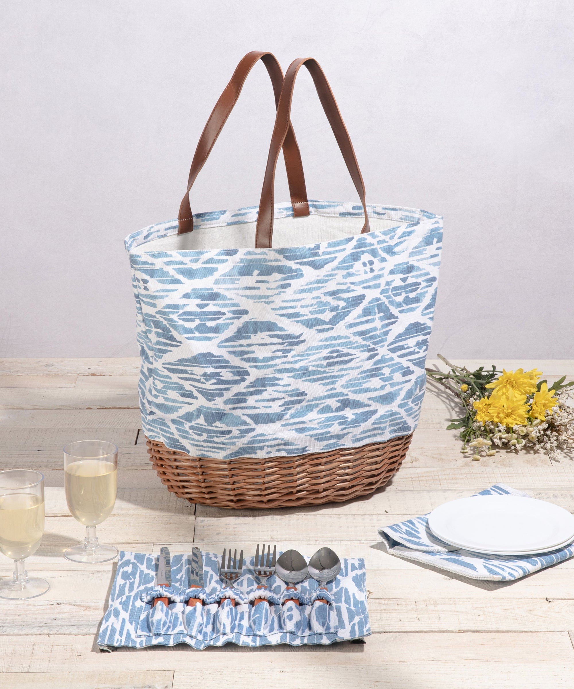 Promenade Picnic Basket
