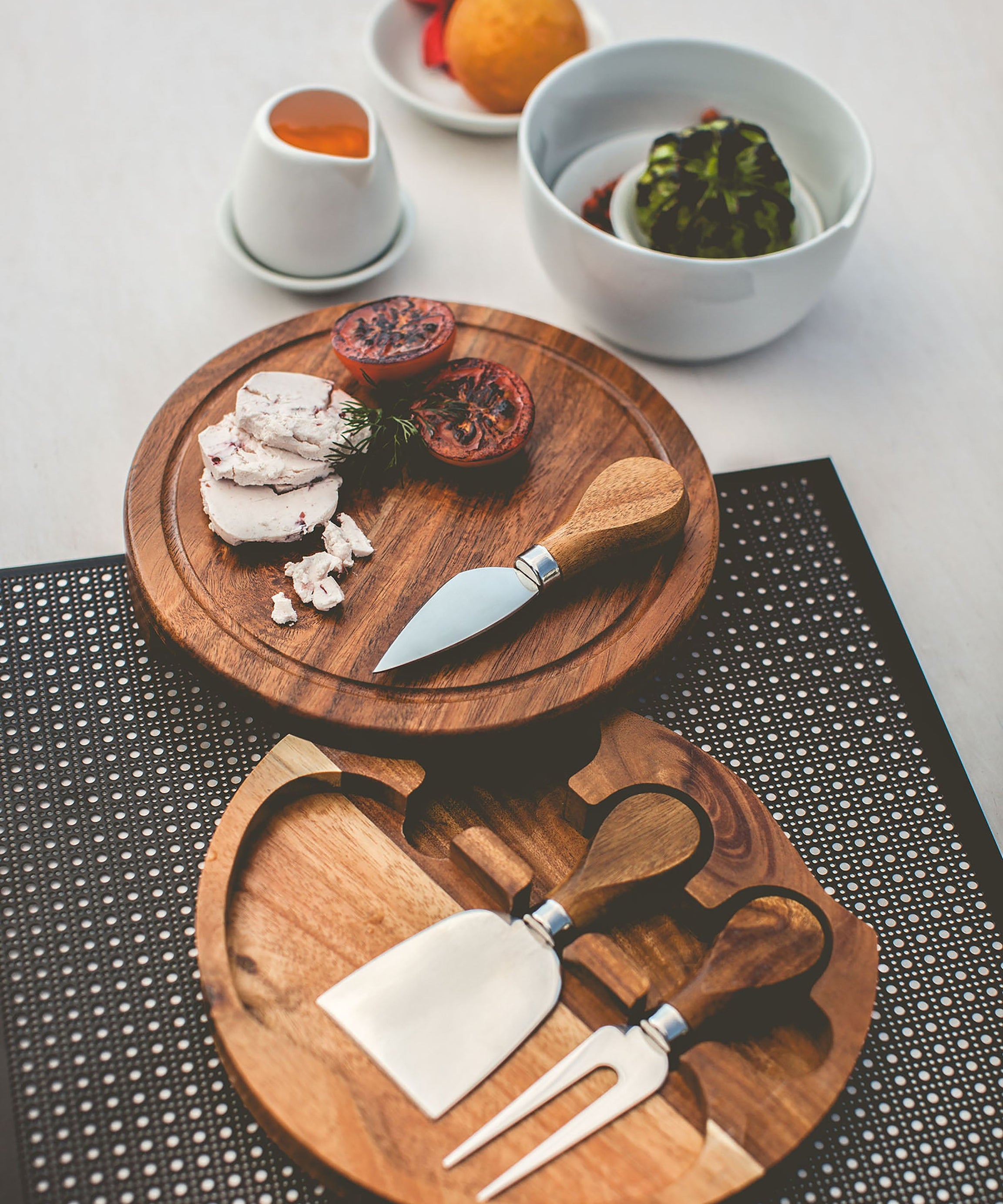 Acacia Brie Cheese Cutting Board & Tools Set