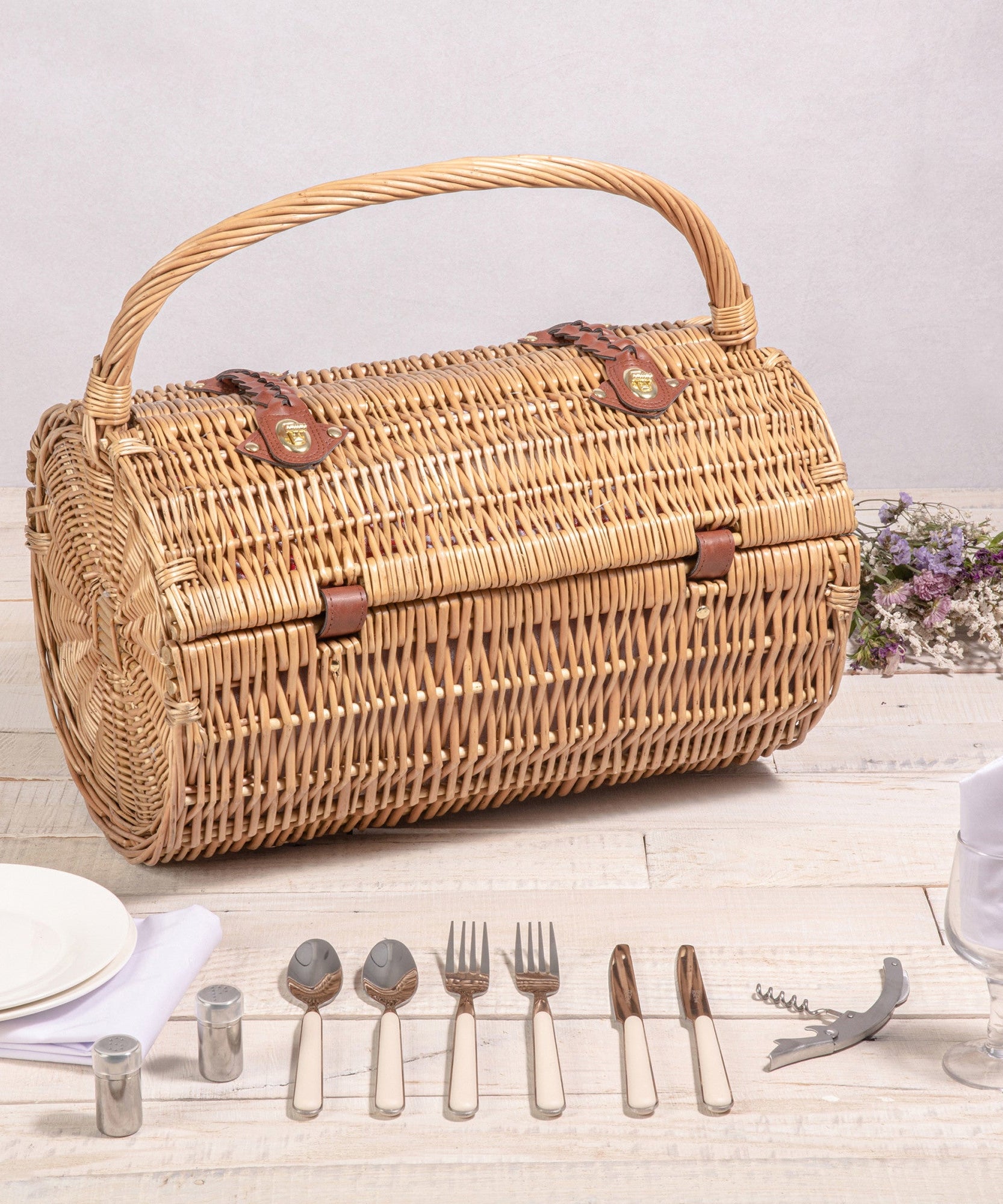 Barrel Picnic Basket