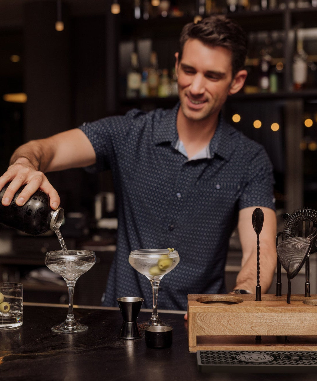 Old Fashioned Bar Set