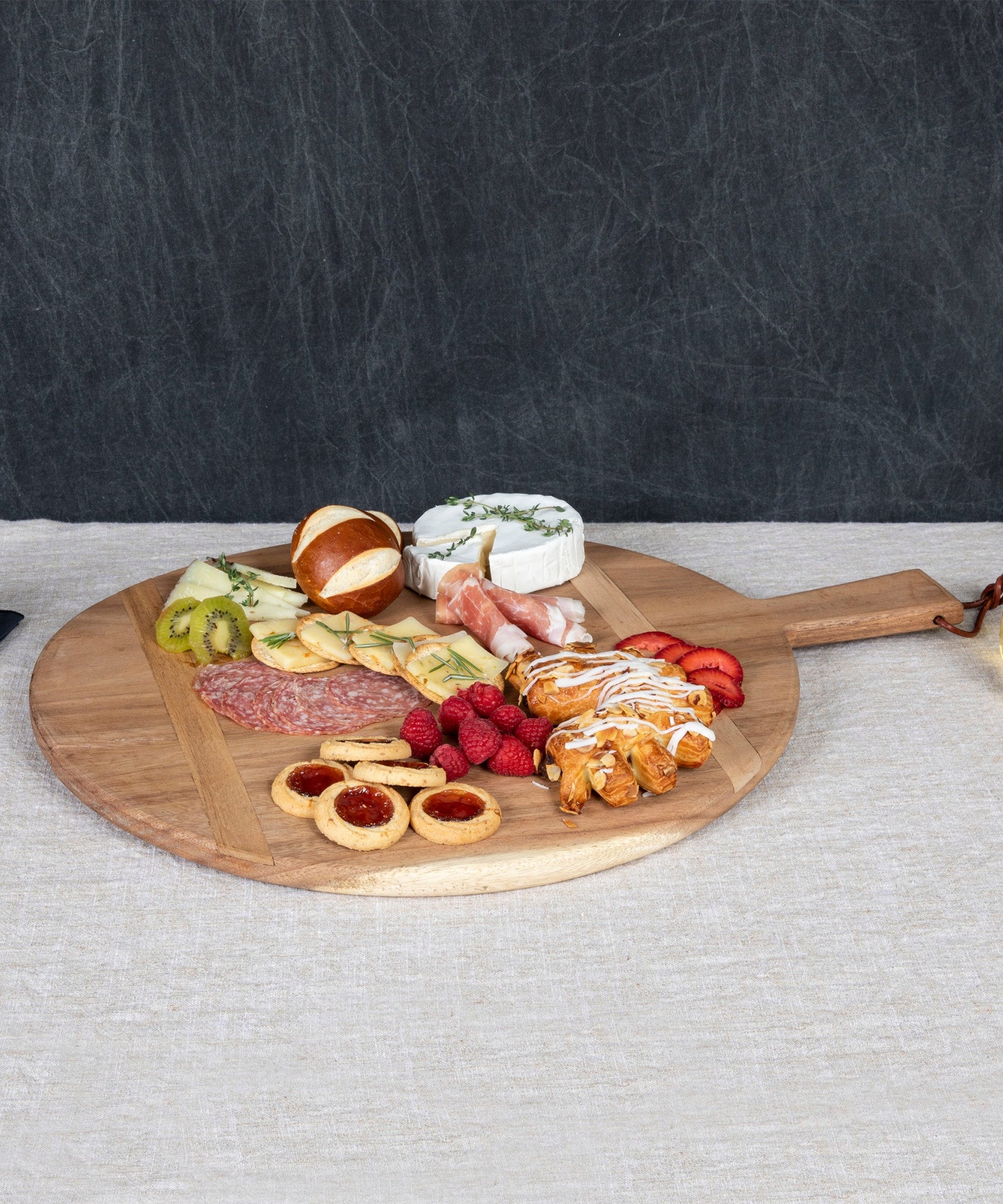 Madera Round Charcuterie Board - 22.5" x 18"