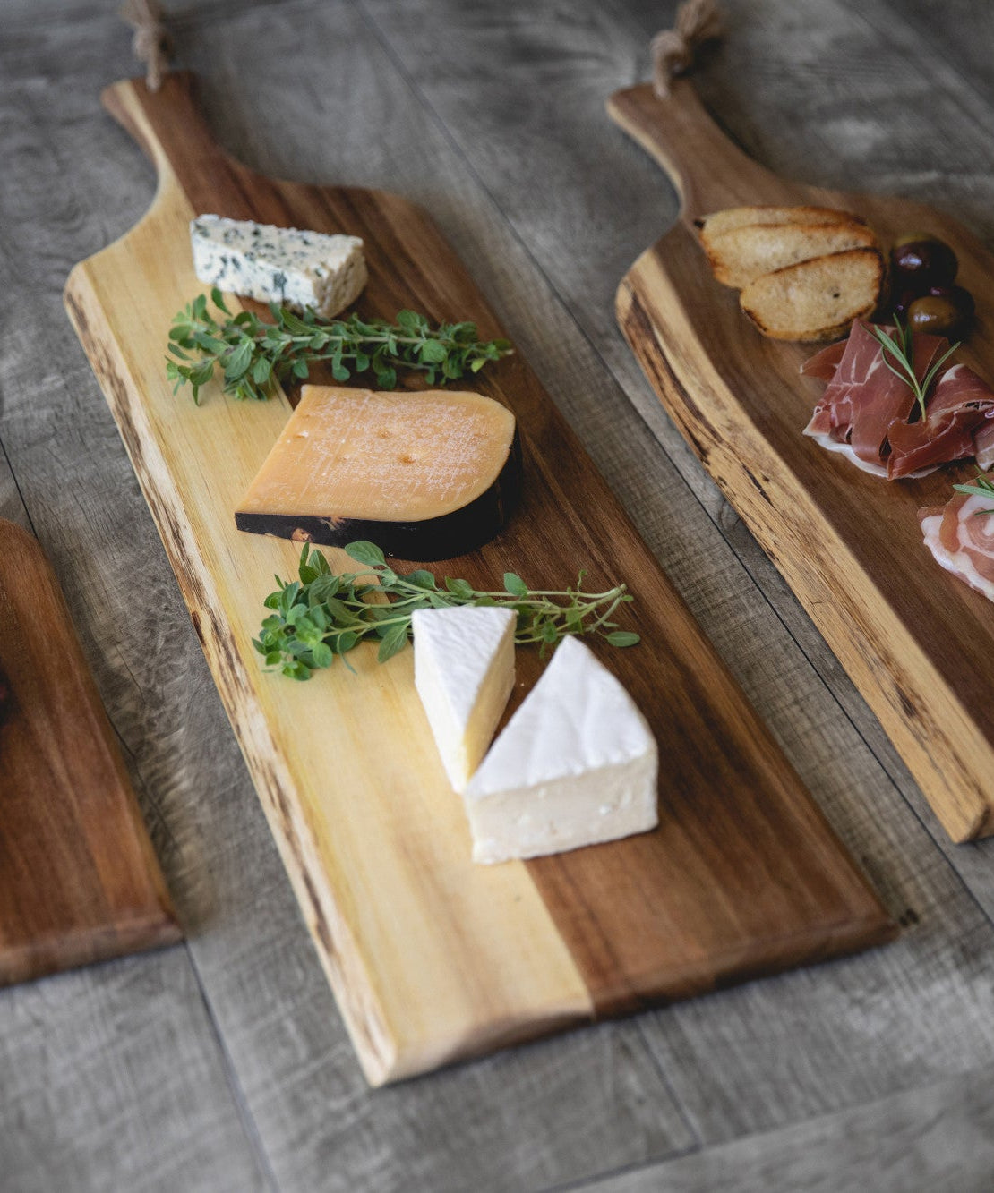 Artisan 30" Acacia Charcuterie Board