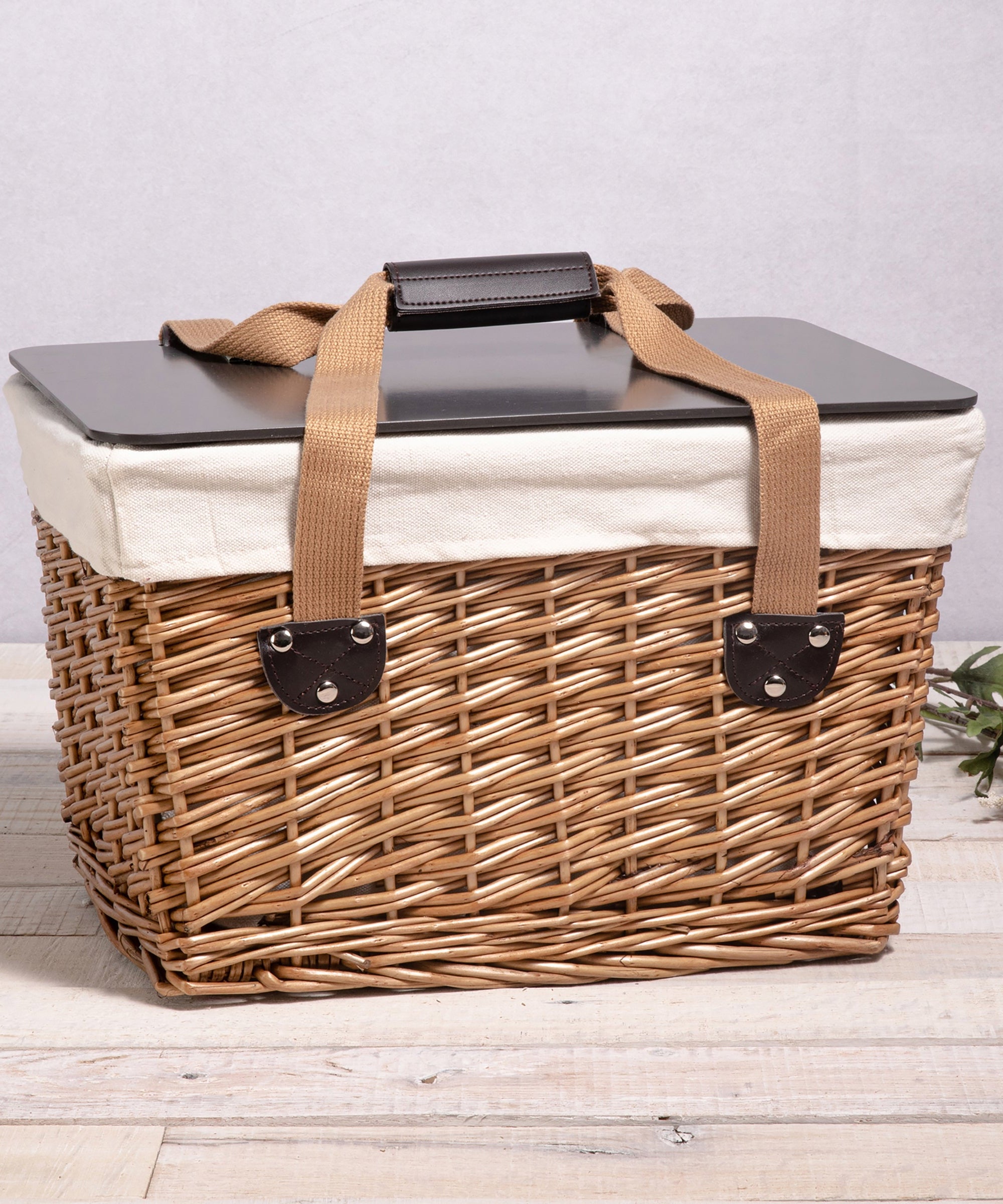 Canasta Wicker Basket