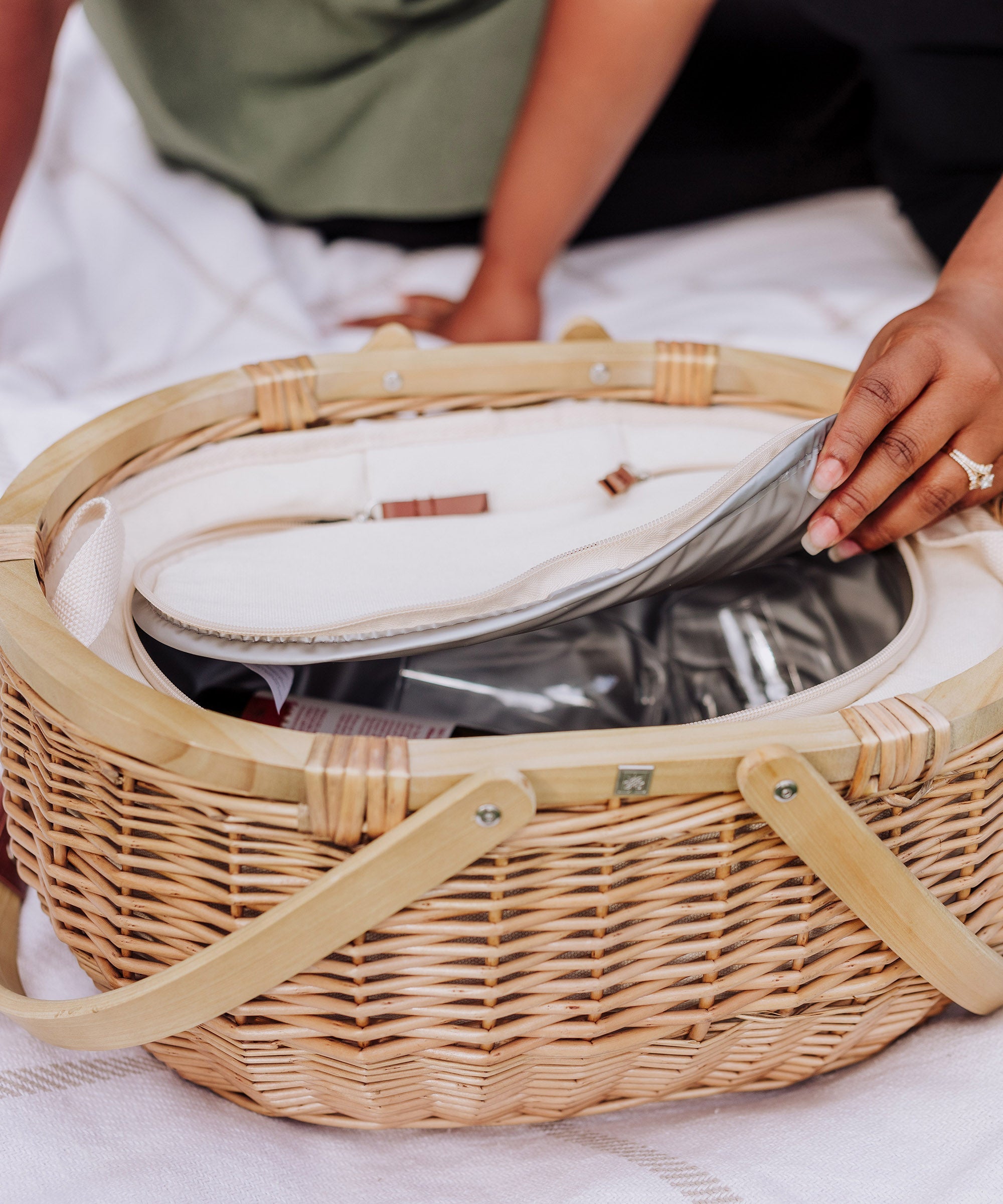 Sequoia Picnic Basket