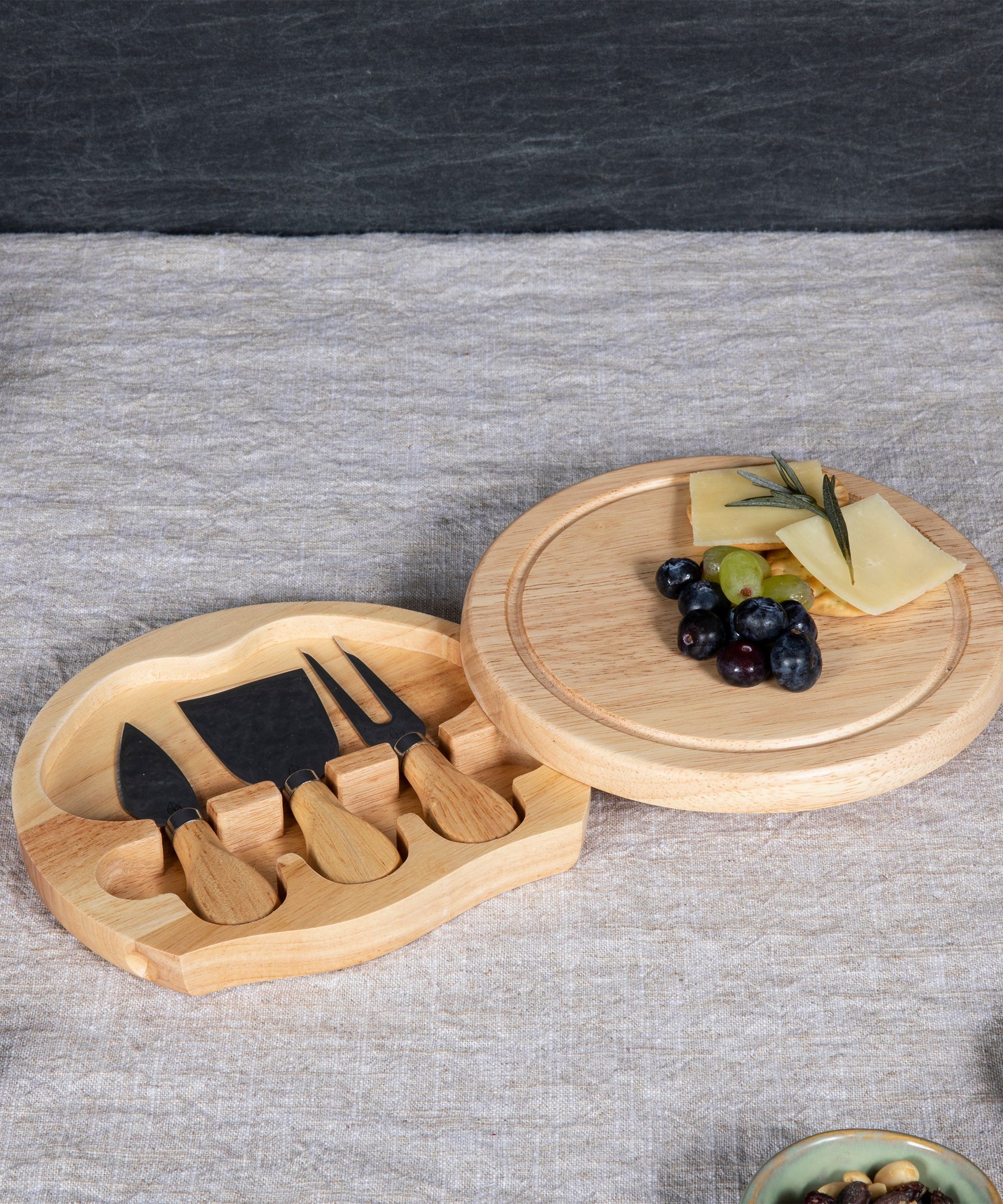 Brie Cheese Cutting Board & Tools Set