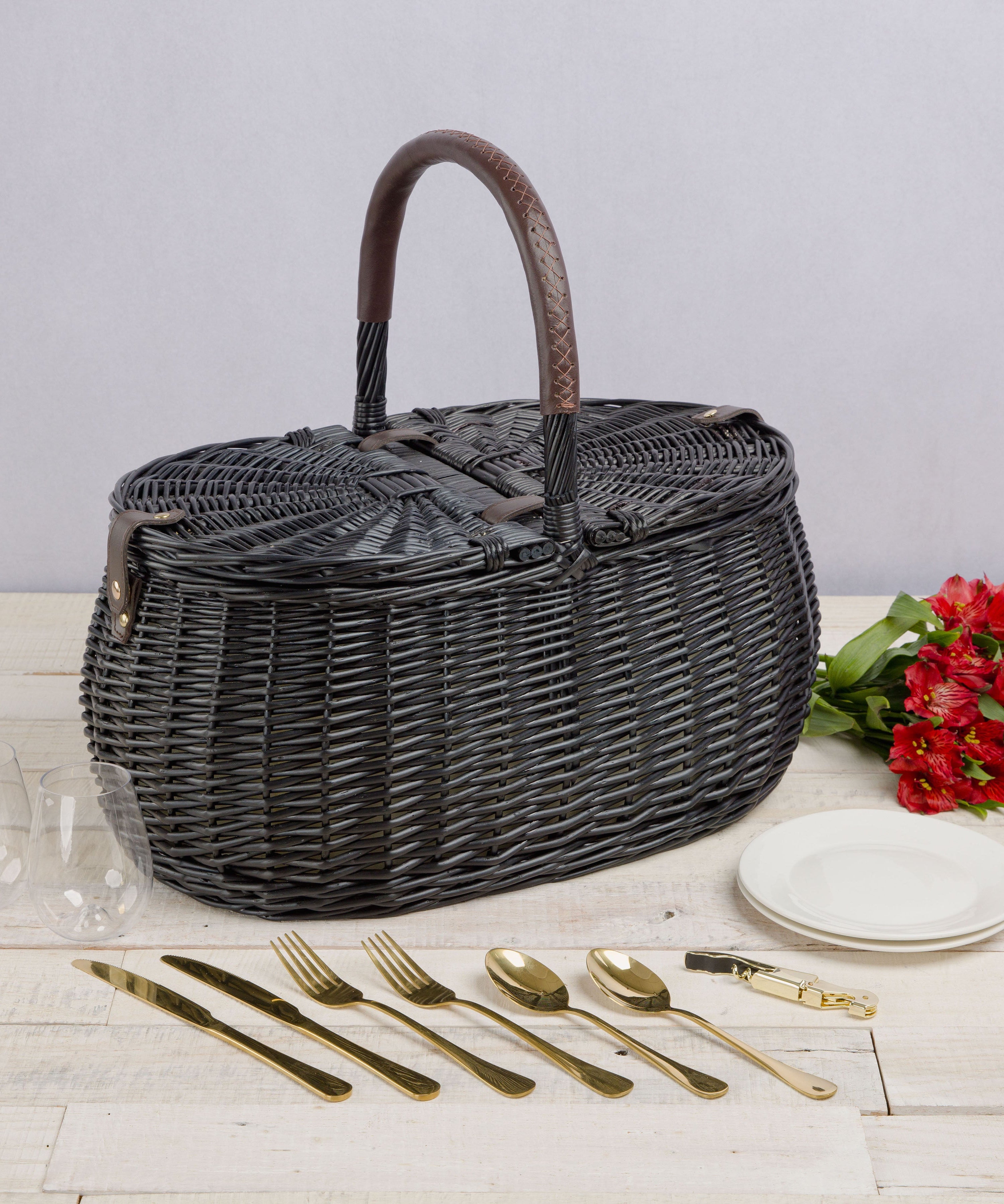 Evening Picnic Basket with Service for Two