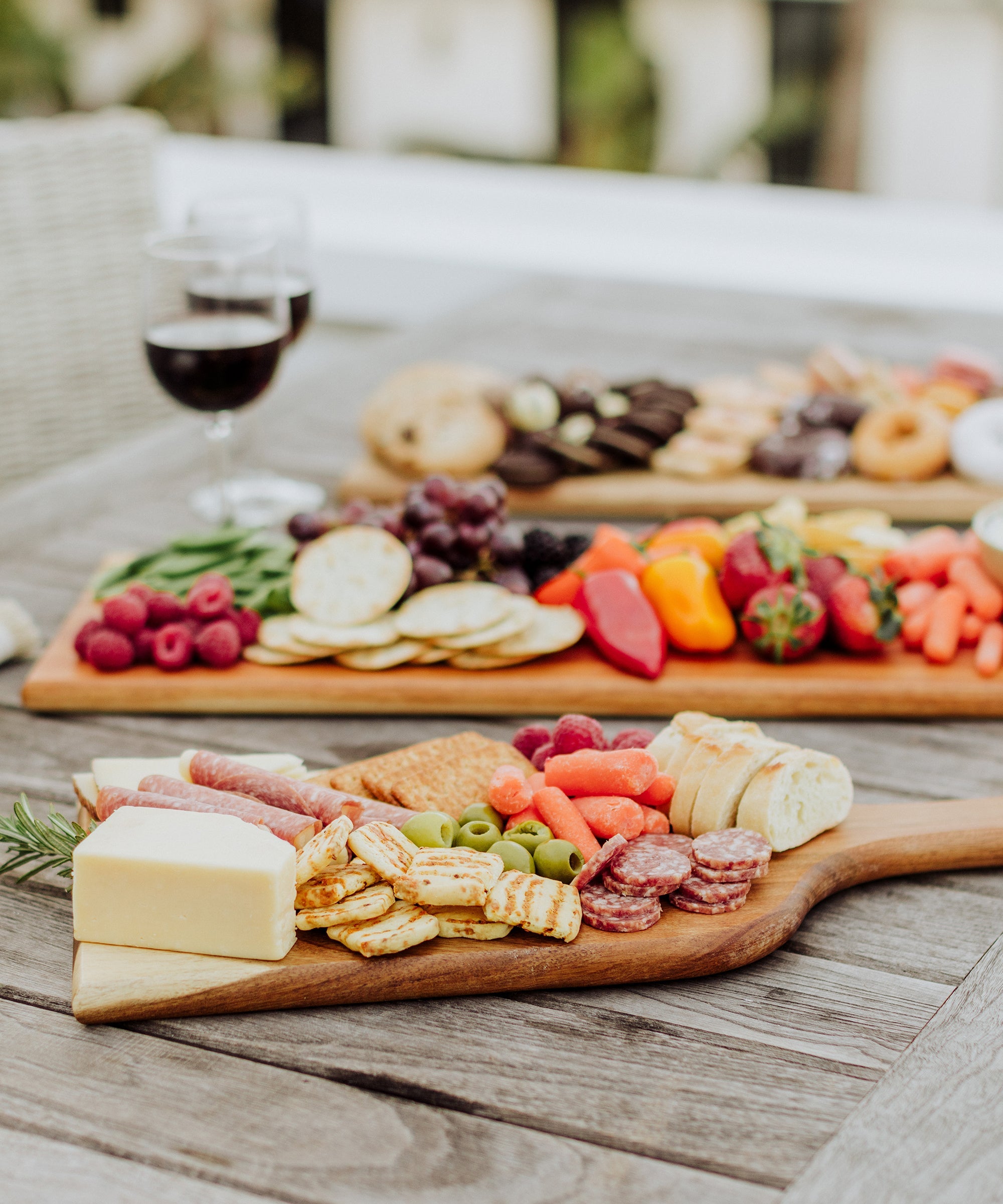 Artisan 18" Acacia Charcuterie Board