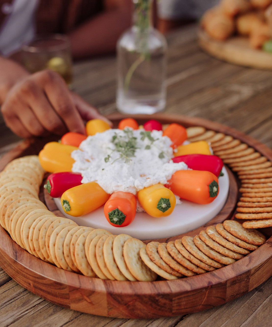 Isla Serving Platter with Marble Cheeseboard Insert