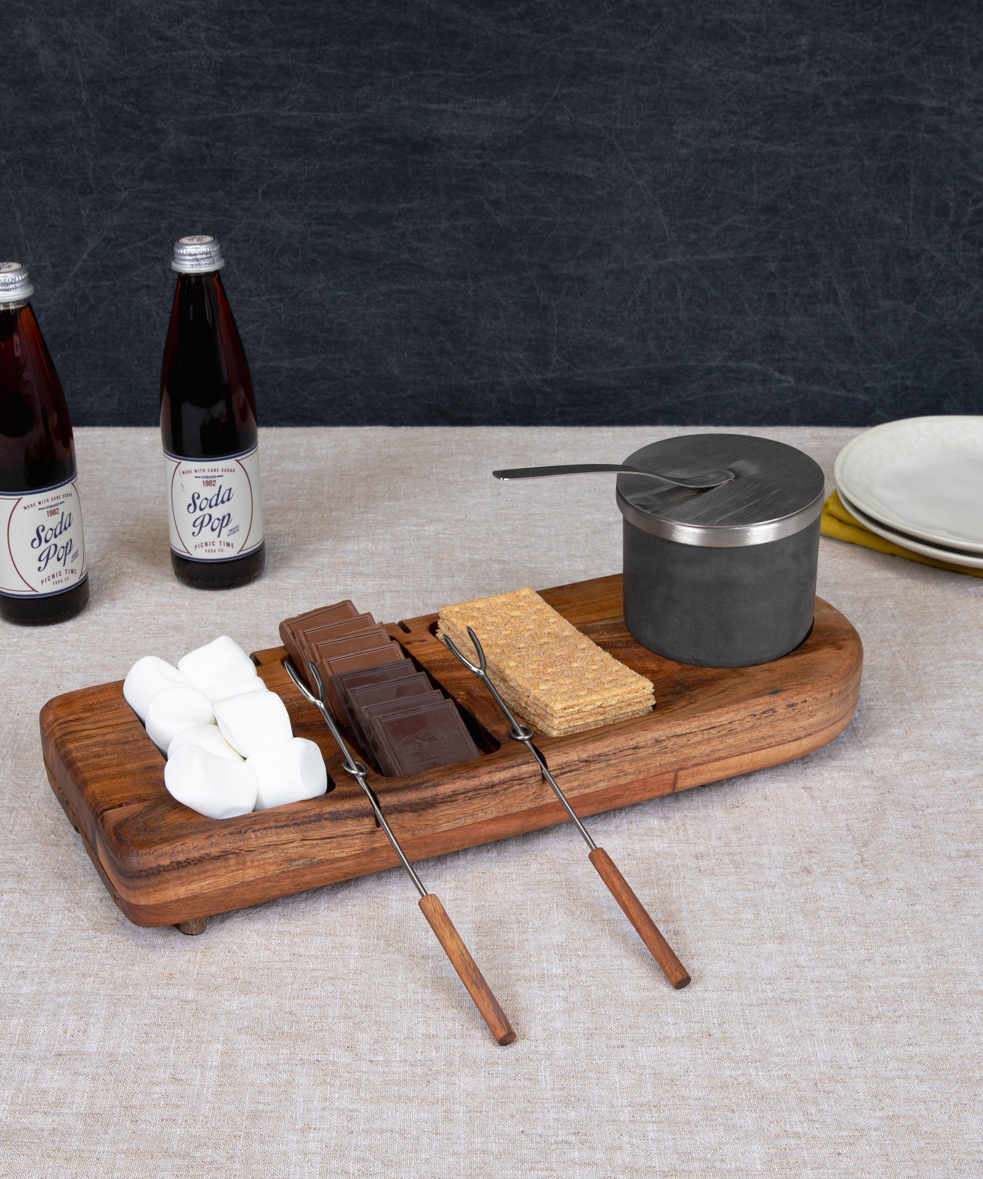 Dolce S'mores Kit with Tabletop Fire Pit