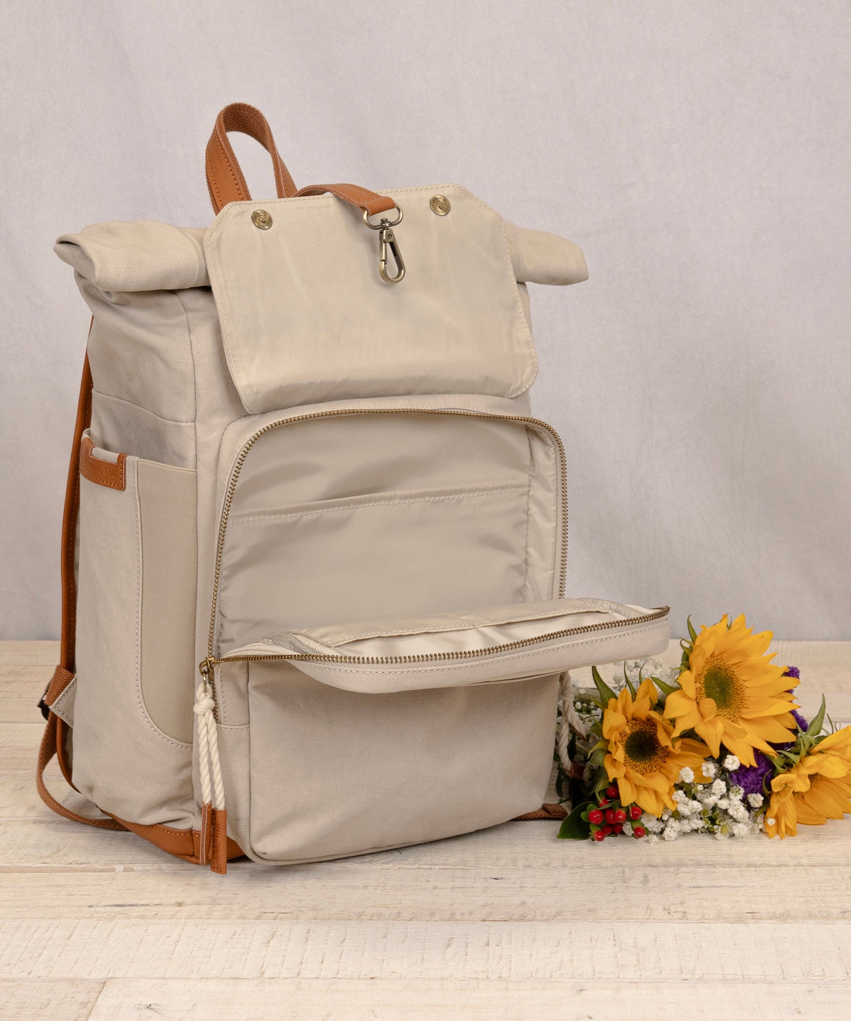 Carmel Roll Top Picnic Backpack Cooler