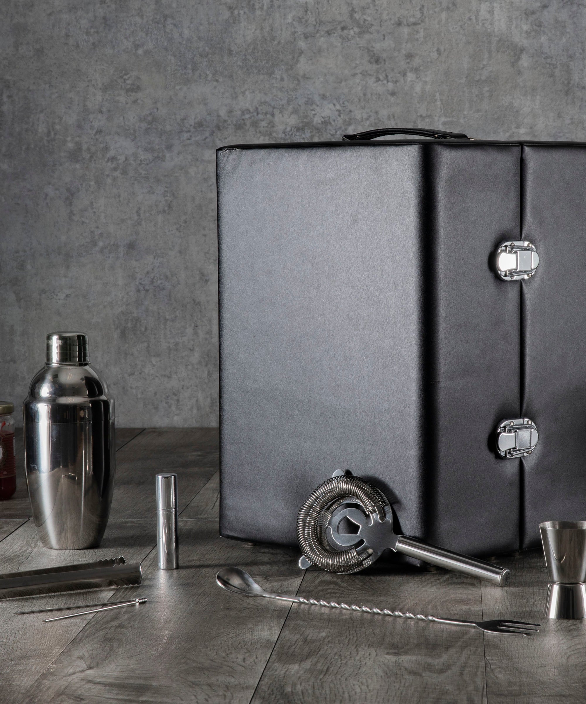Manhattan Cocktail Case