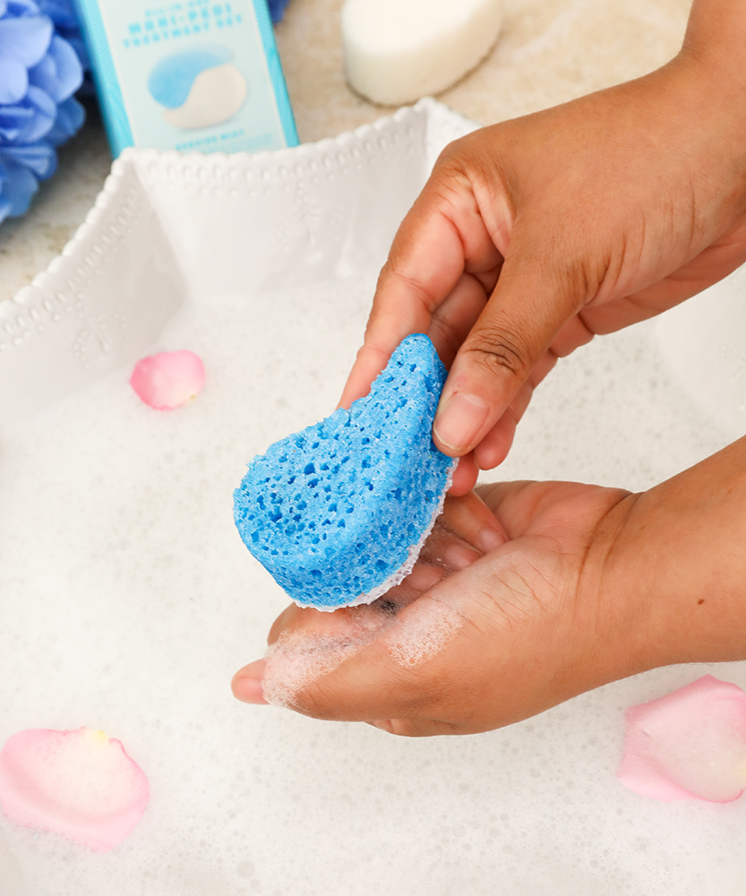 Seaside Mist Mani-Pedi Treatment Set | Essentials