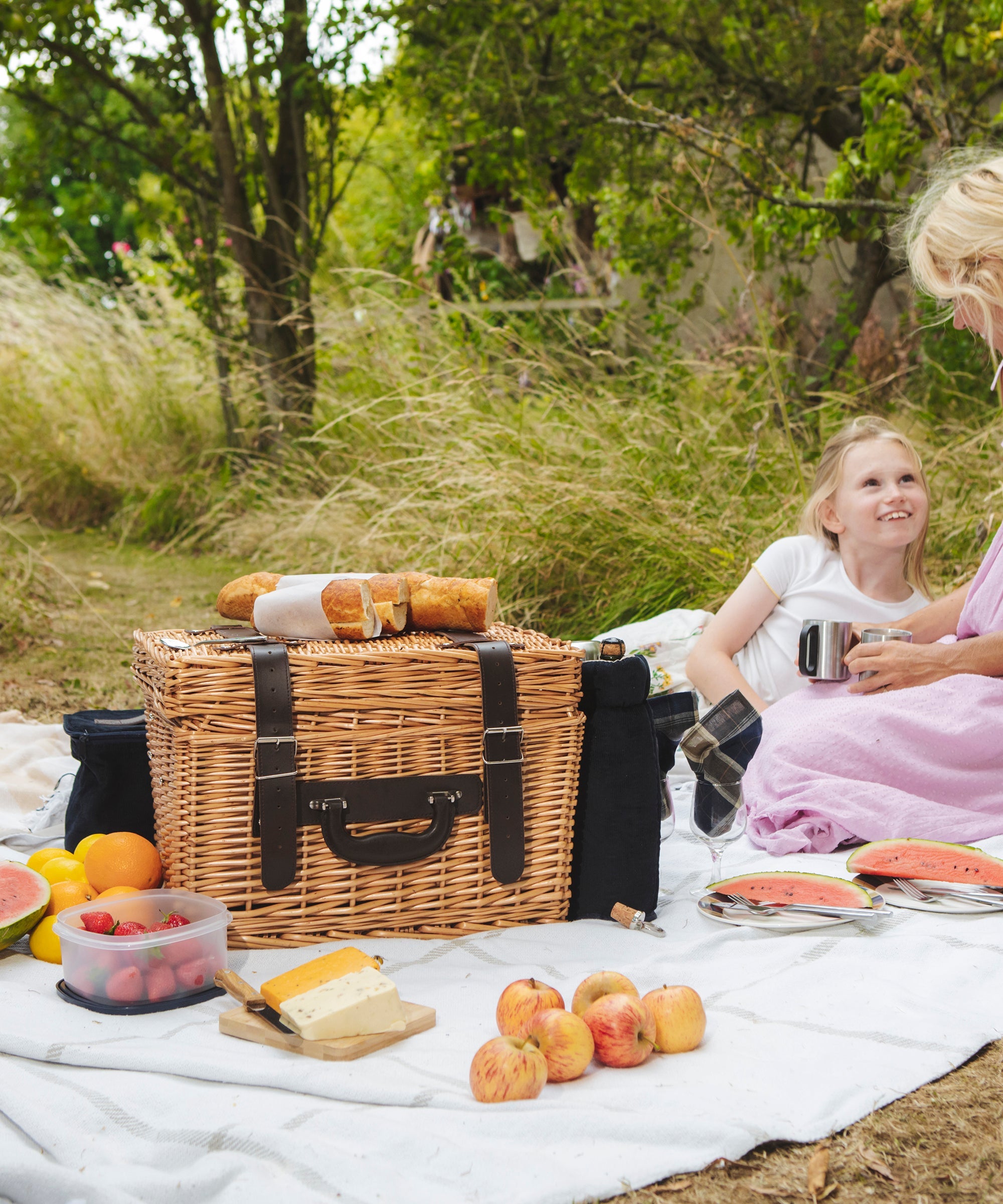 Canterbury Picnic Basket