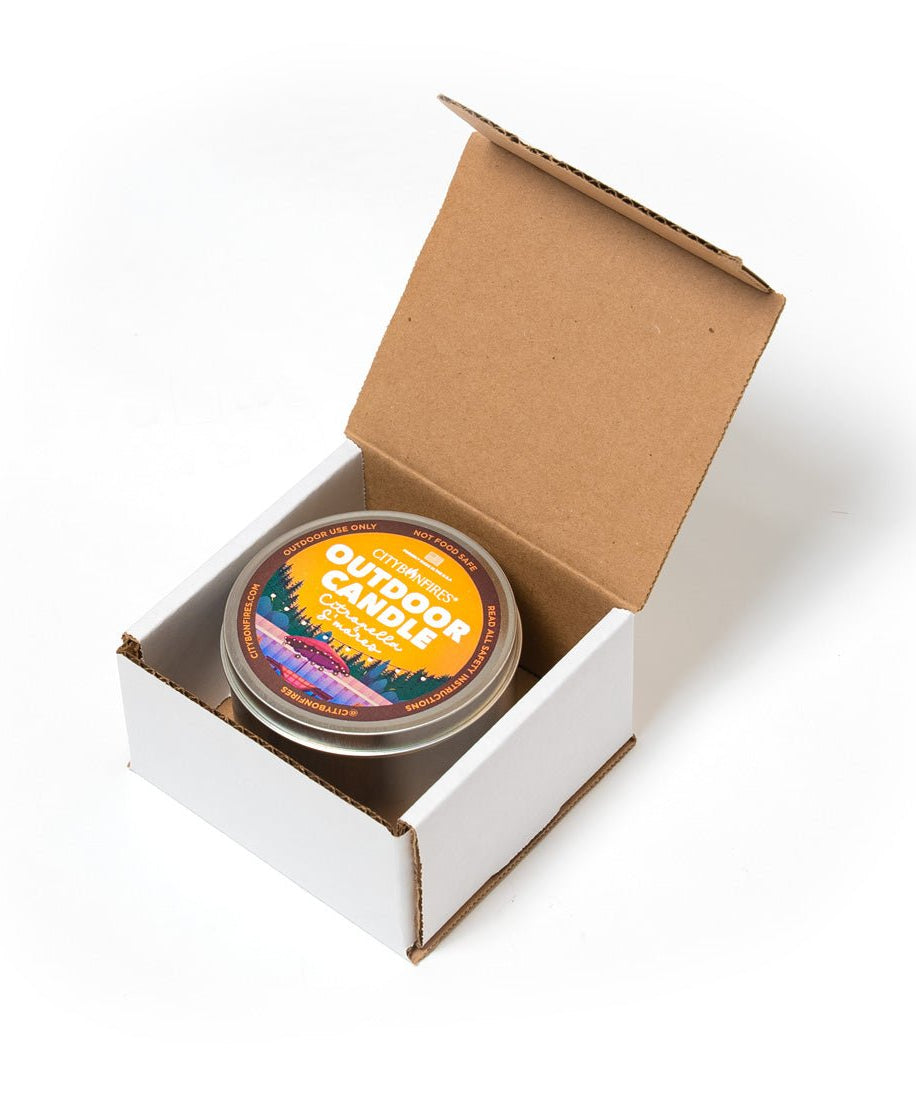 The Outdoor Citronella Candle - S'mores Scent