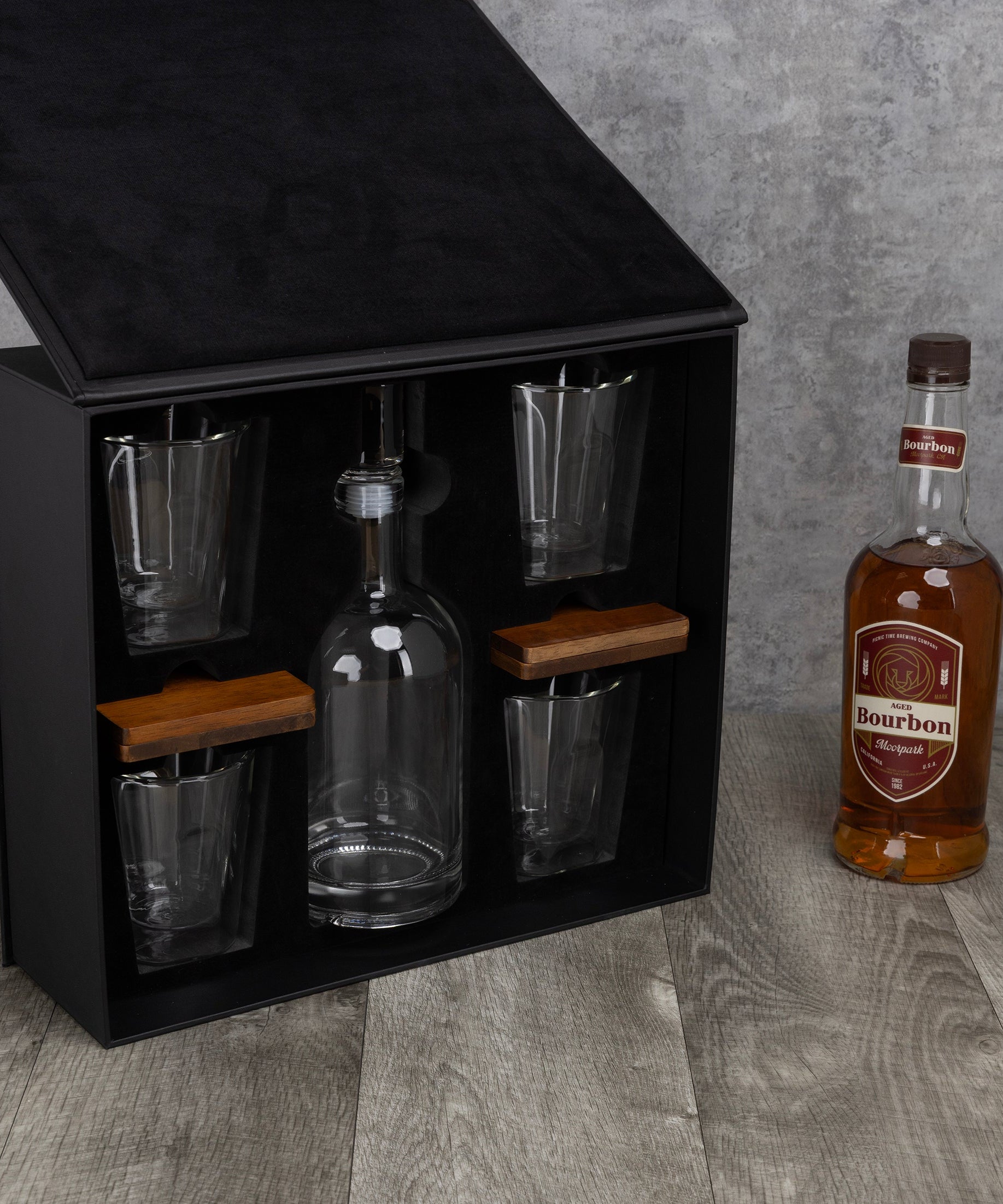 Ambassador Whiskey Box with Decanter and 4 Lowball Glasses